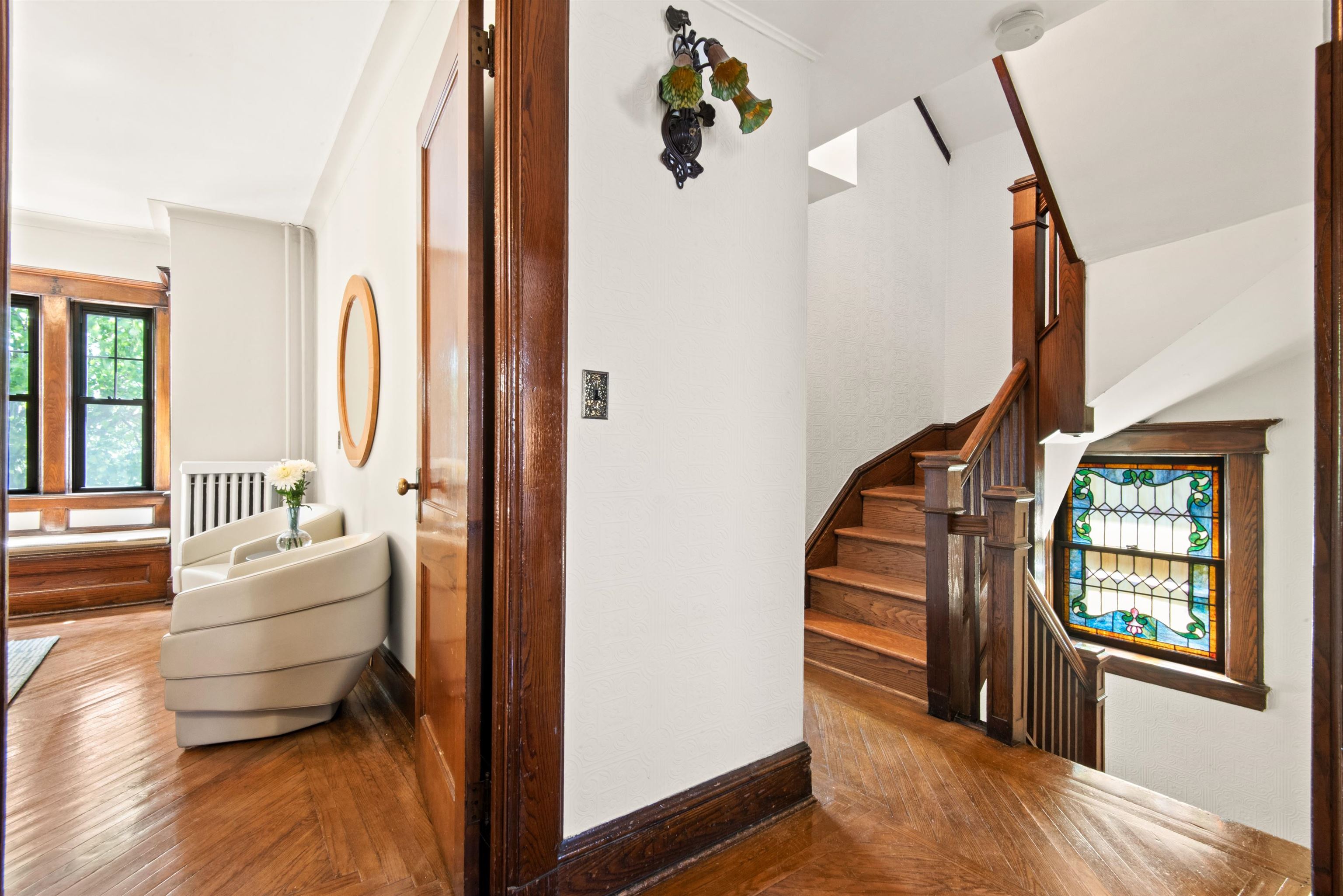 30 62ND ST