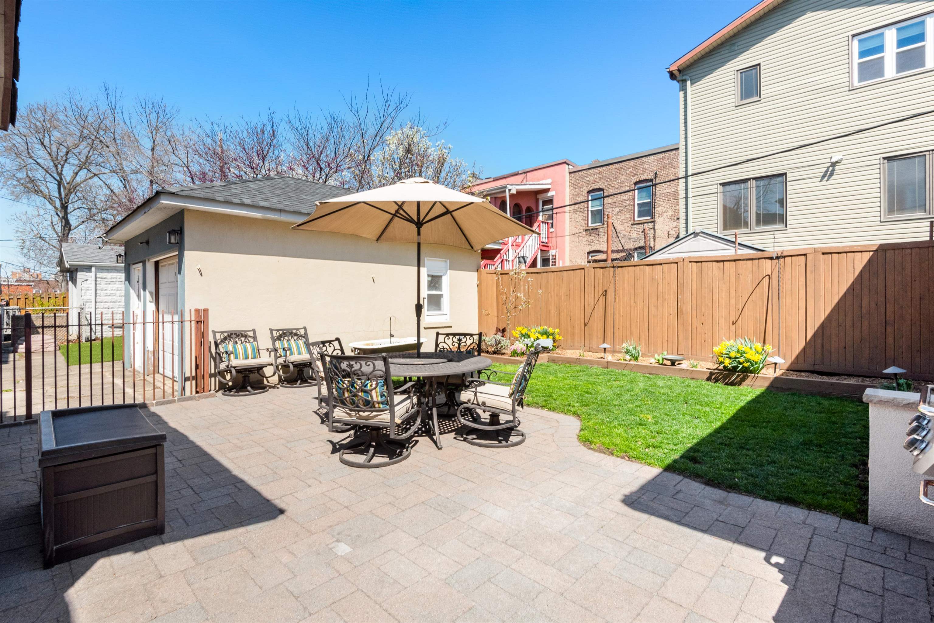 30 62ND ST