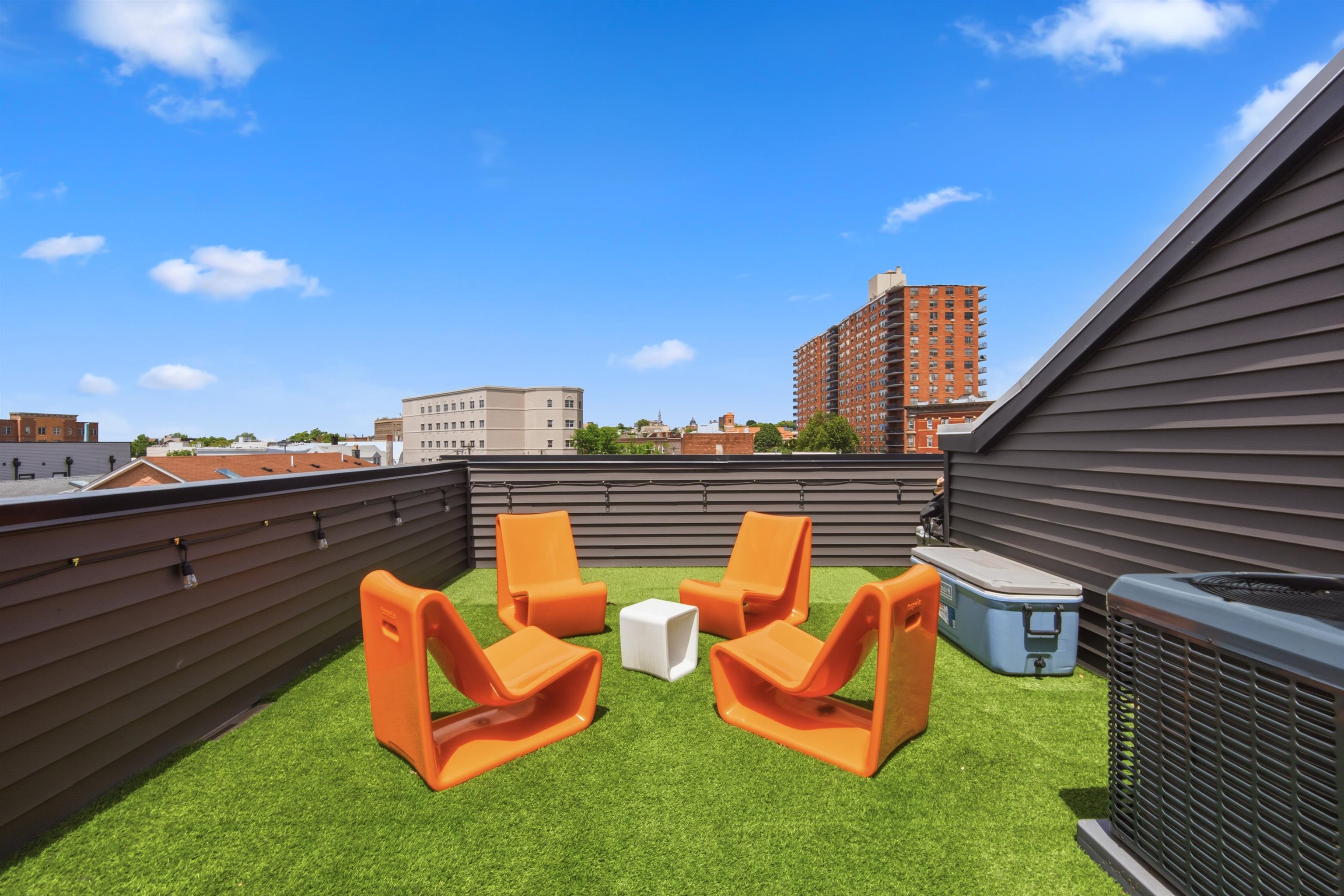 19 LEONARD ST - Photo 3