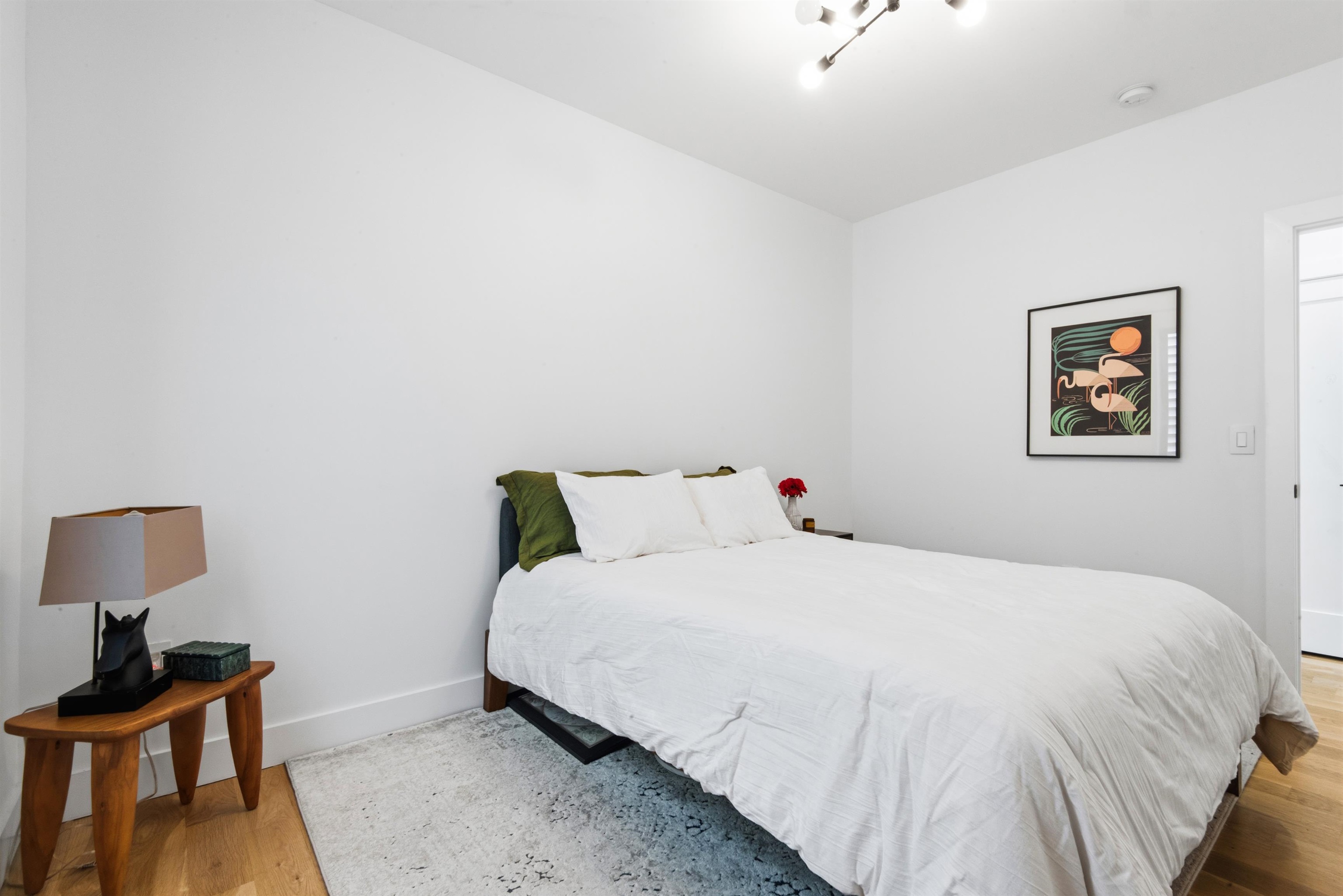 19 LEONARD ST #2