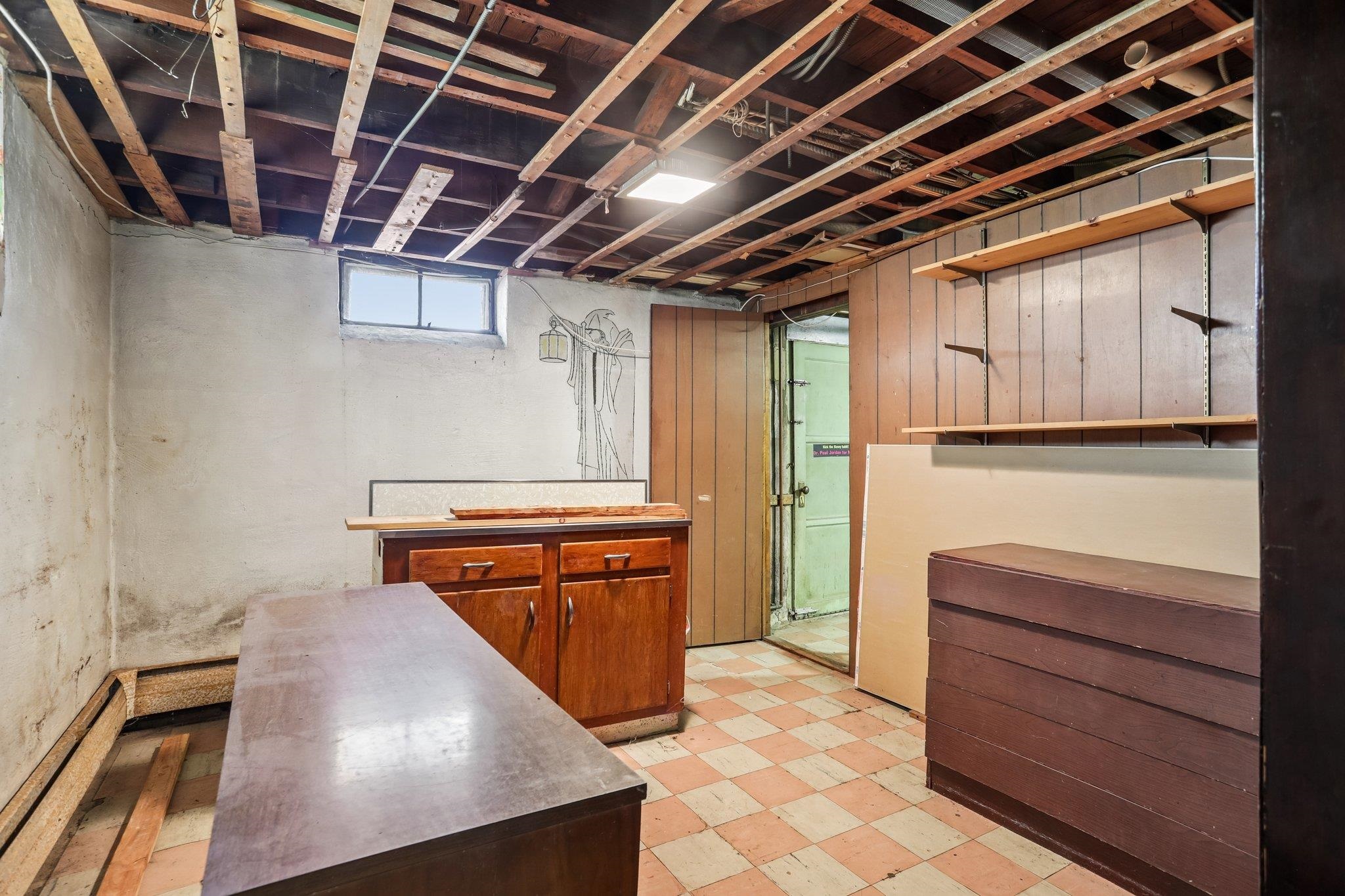 261 GARFIELD AVE
