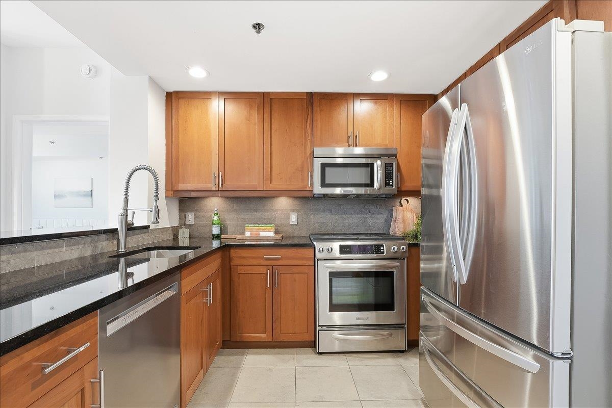 800 JACKSON ST - Photo 5