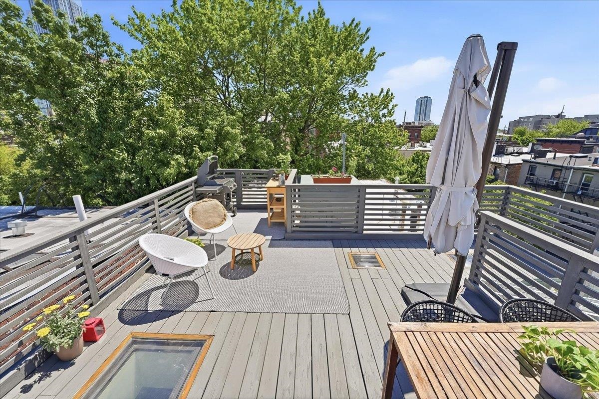 247 2ND ST #3
