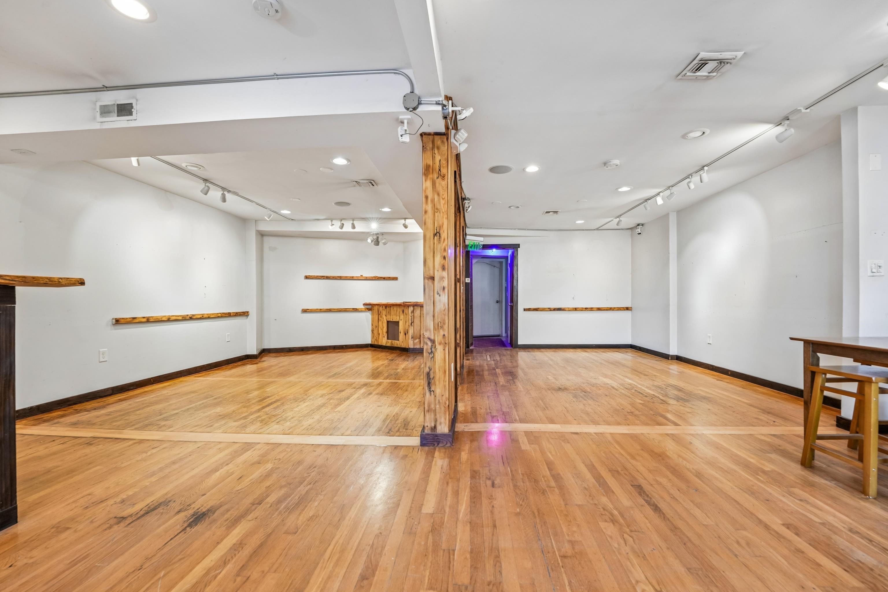 271 NEWARK AVE #1
