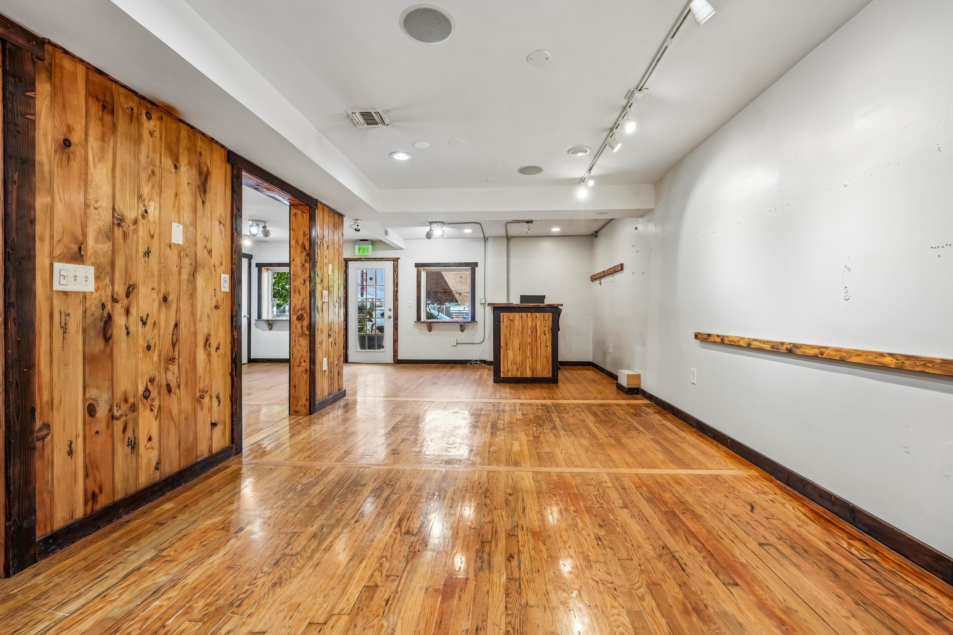 271 NEWARK AVE #1