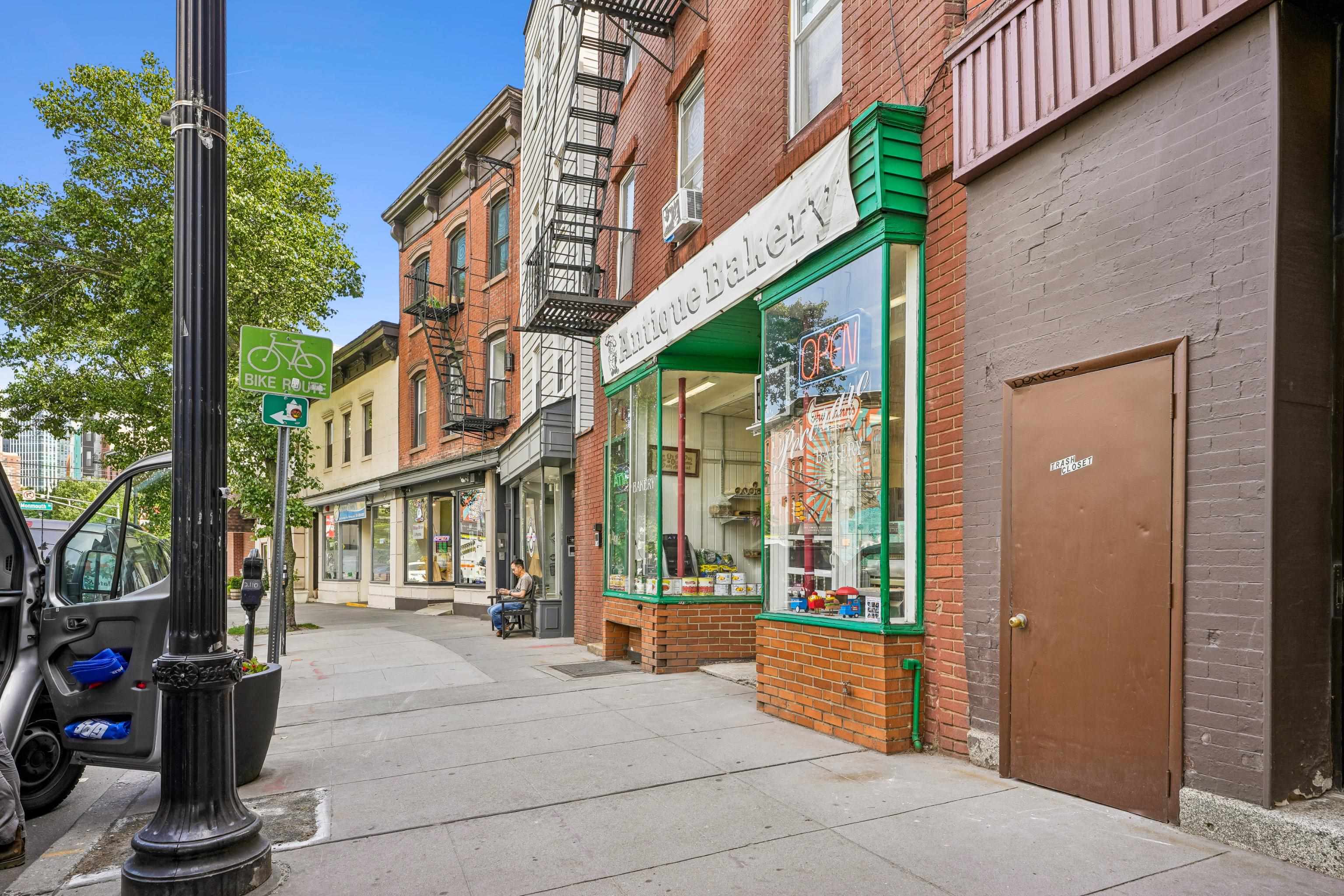 271 NEWARK AVE #1