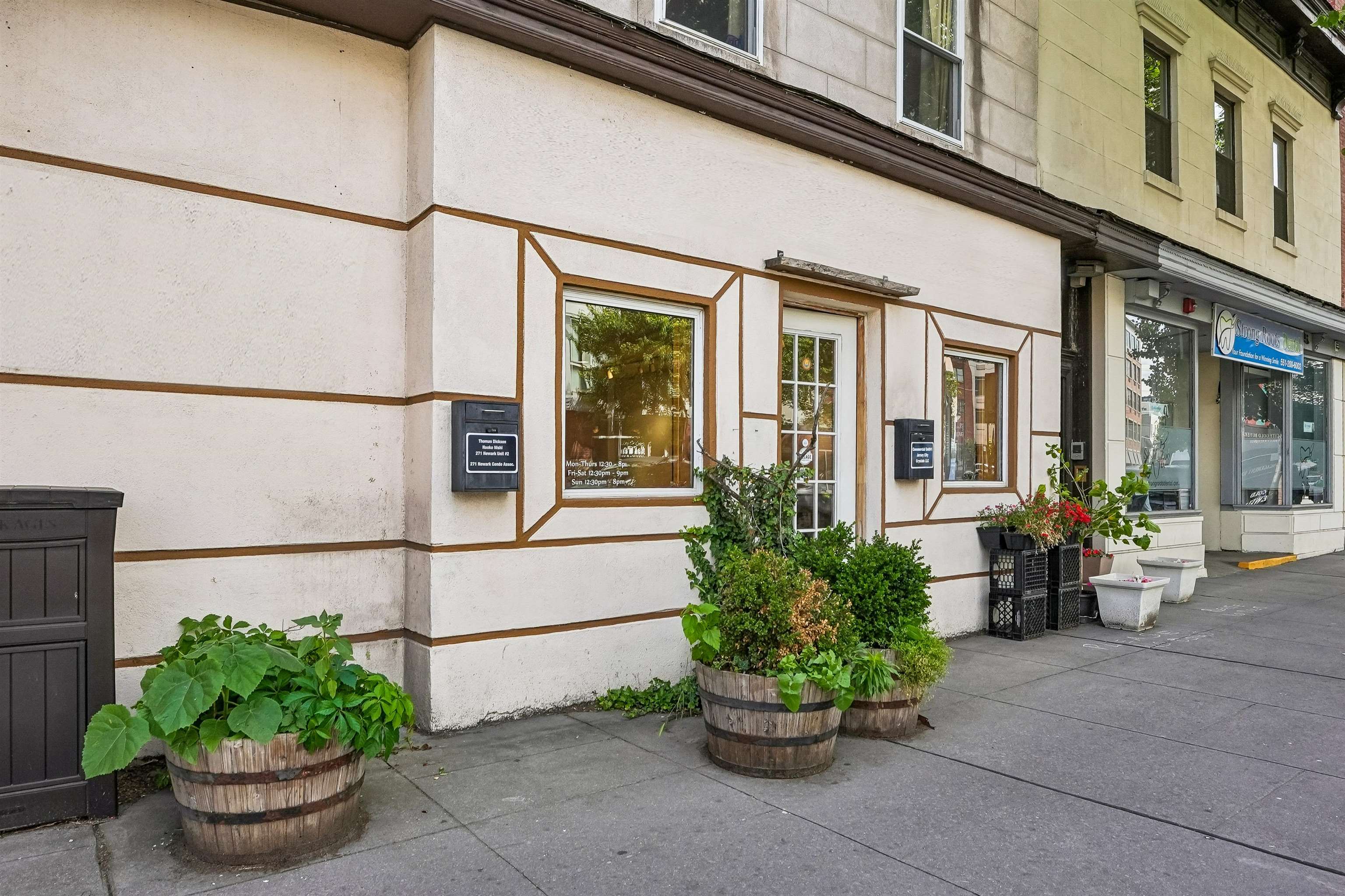 271 NEWARK AVE - Photo 4