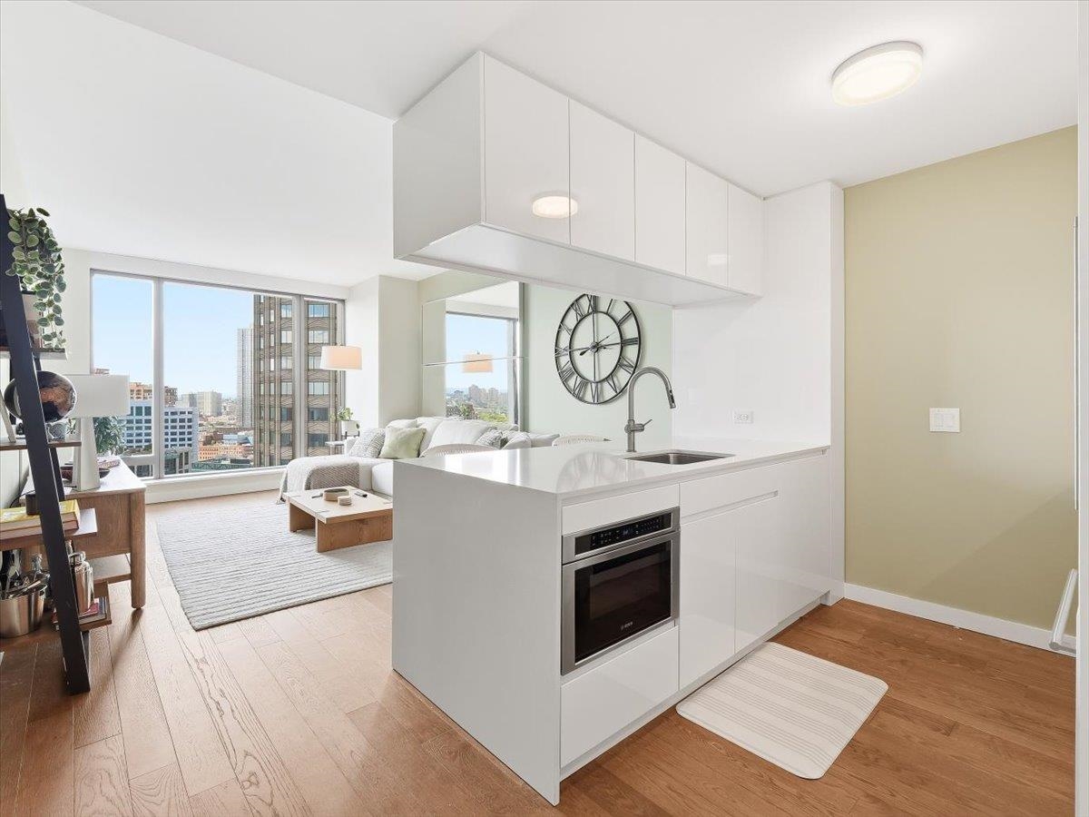 99 HUDSON ST #2309