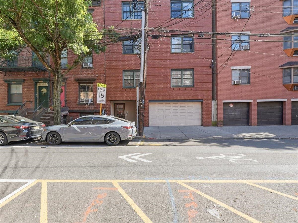 211 3RD ST #1
