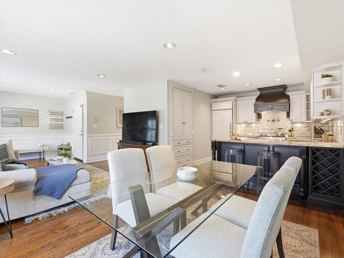 211 3RD ST - Photo 4