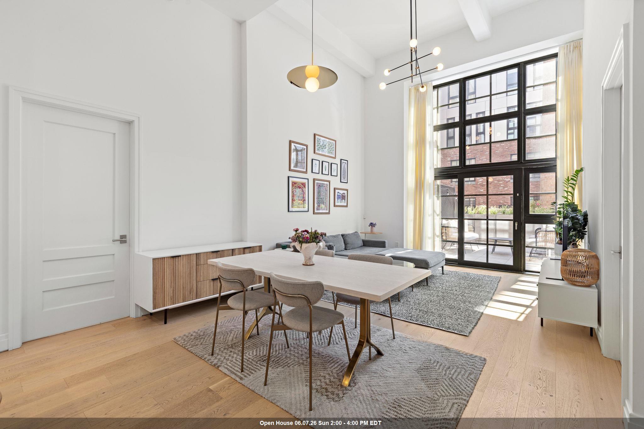 720 CLINTON ST - Photo 1