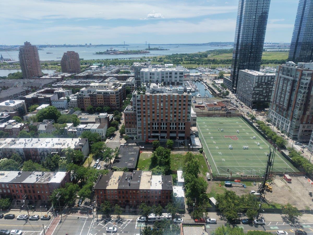 171 GRAND ST - Photo 5