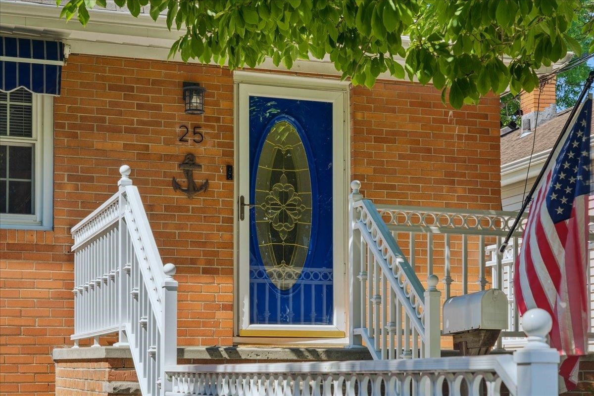 25-27 6TH ST - Photo 2