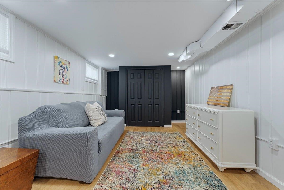 25-27 6TH ST