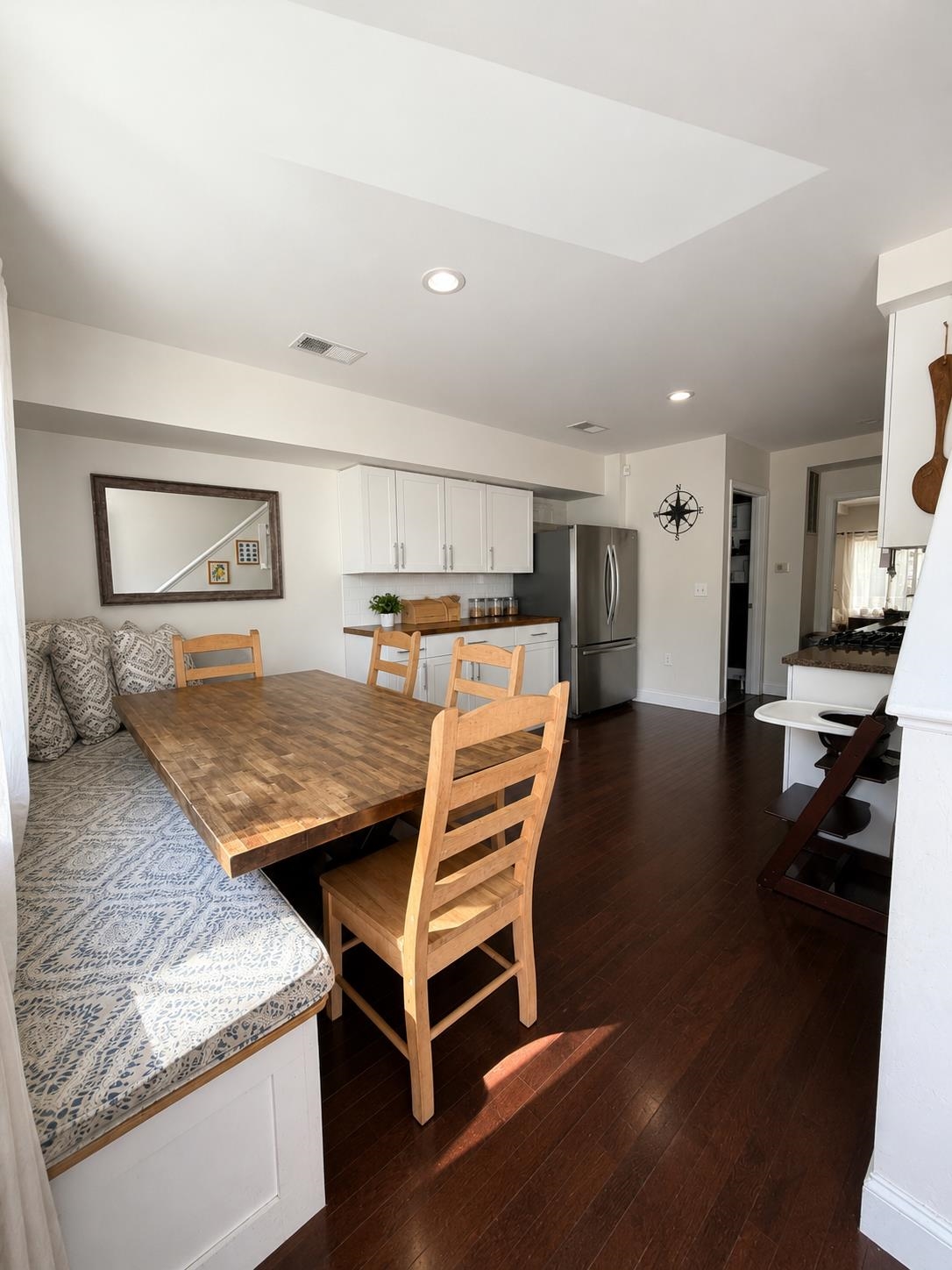 19 BEACH ST - Photo 2