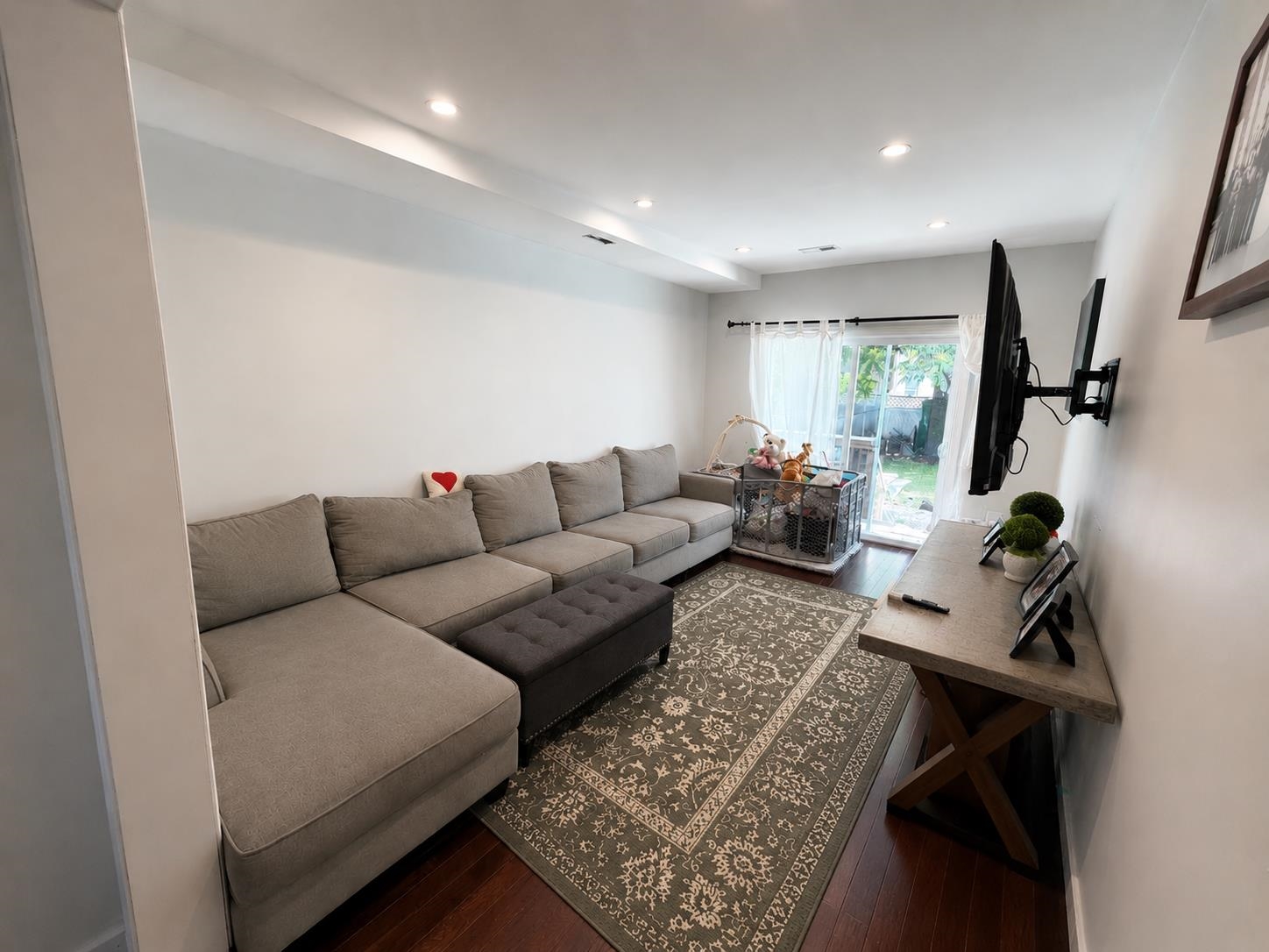 19 BEACH ST - Photo 4