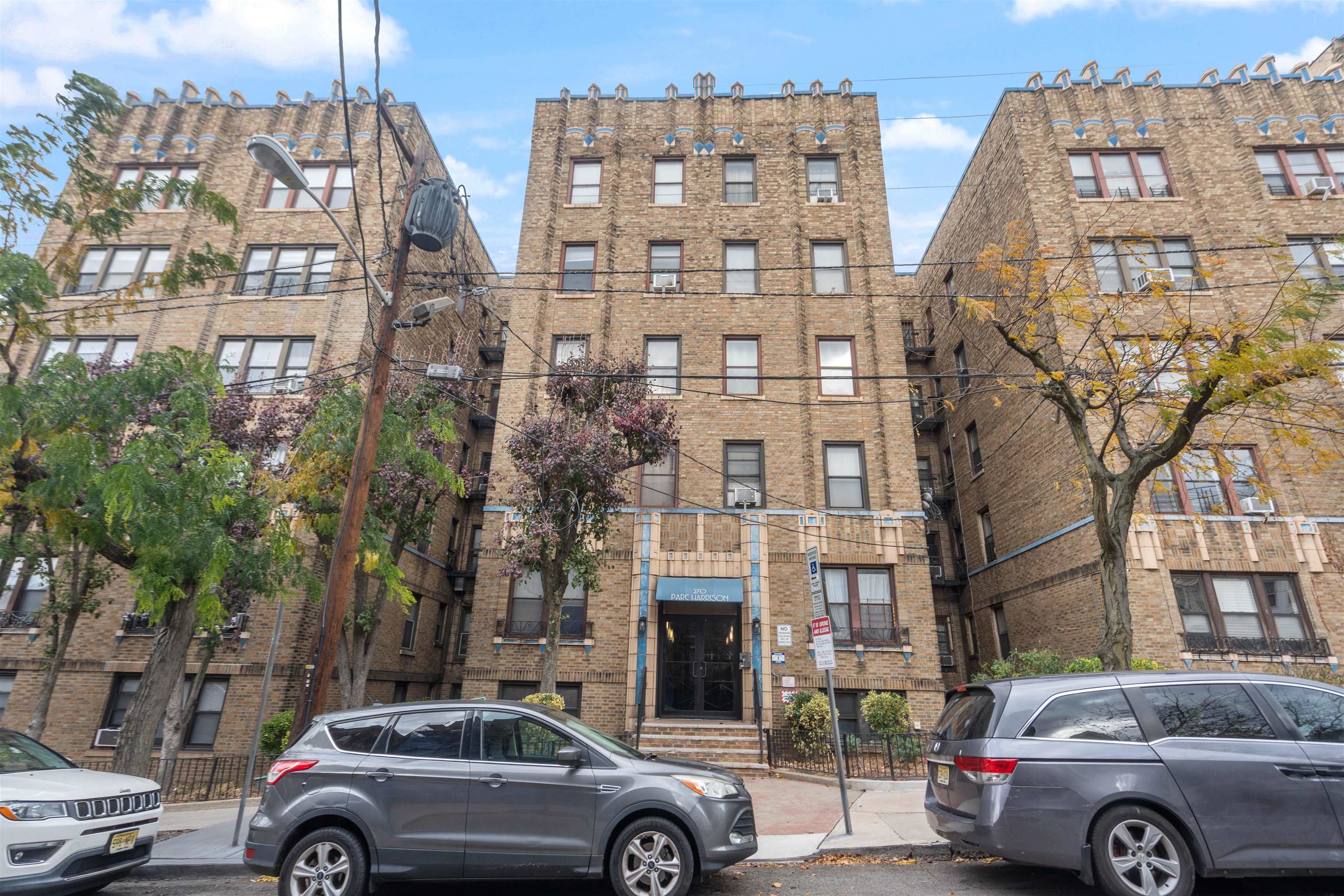 270 HARRISON AVE #A-209
