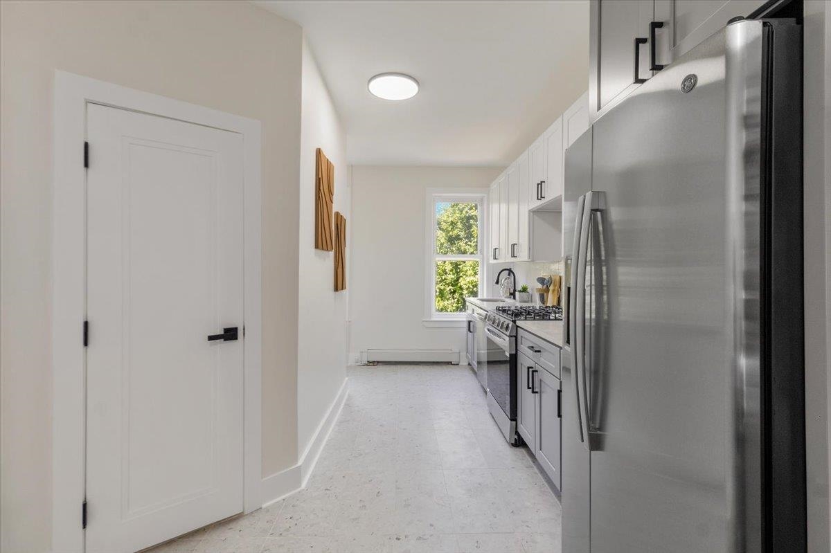 121 41ST ST - Photo 2