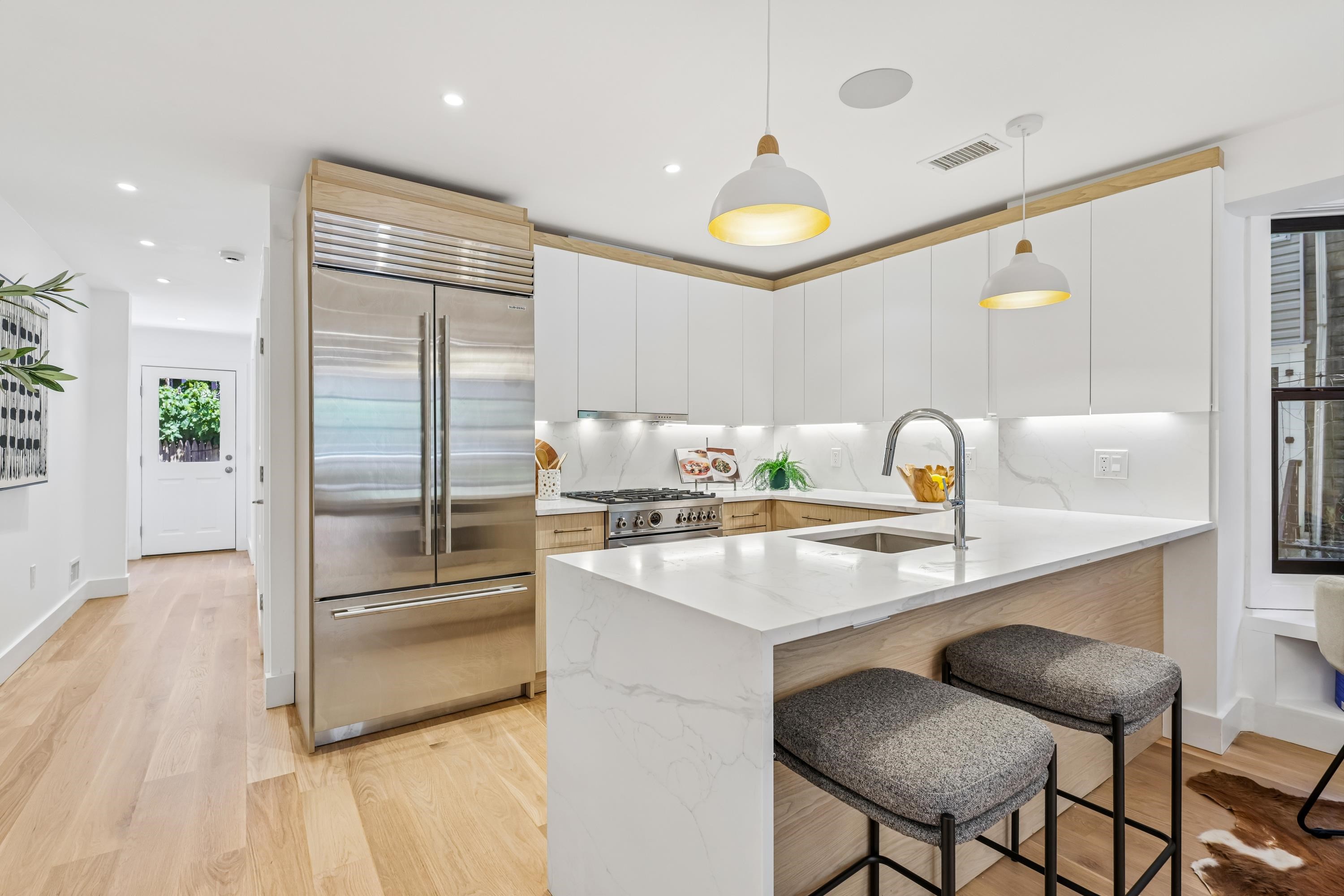 274 7TH ST - Photo 5