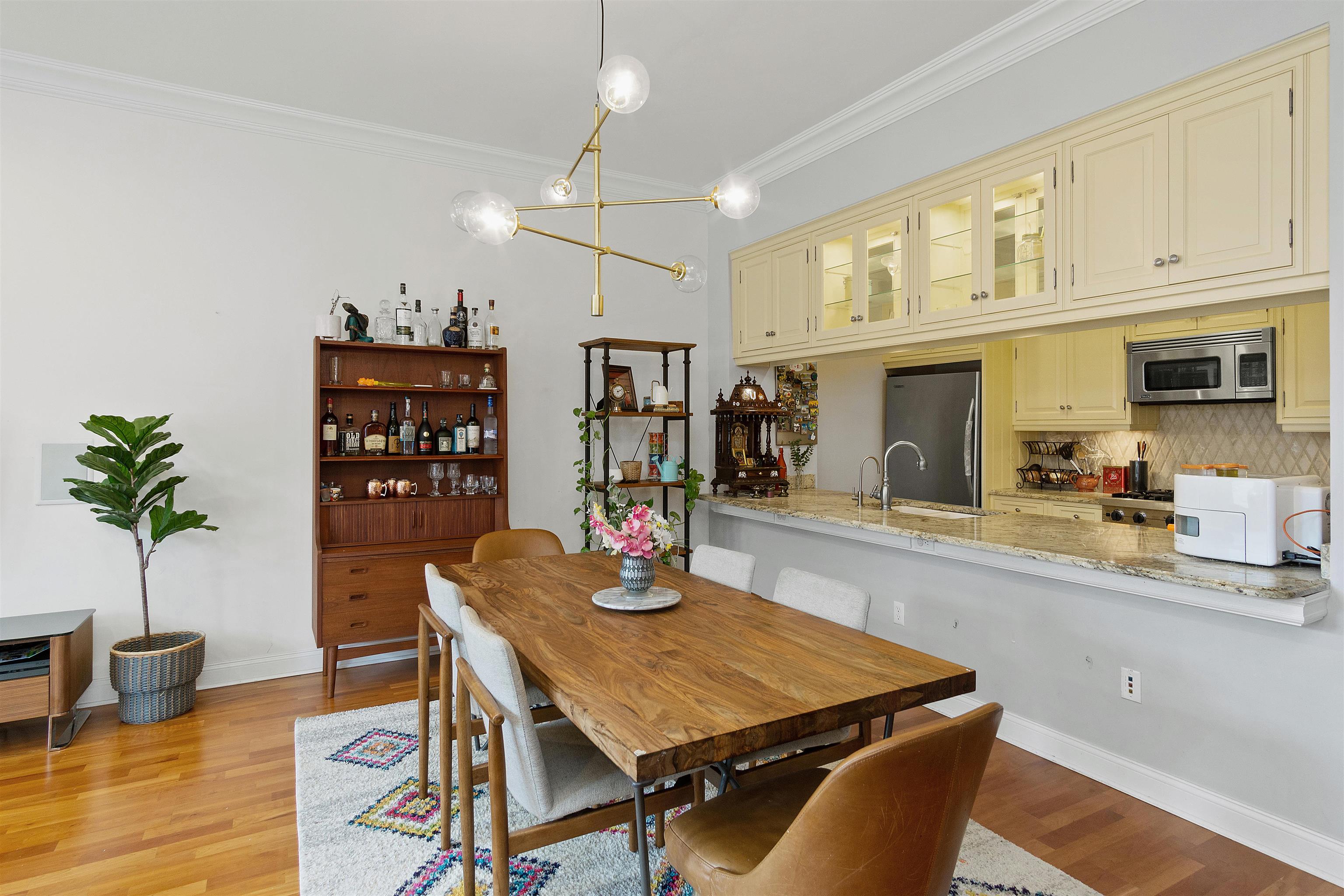 301 GRAND ST - Photo 5