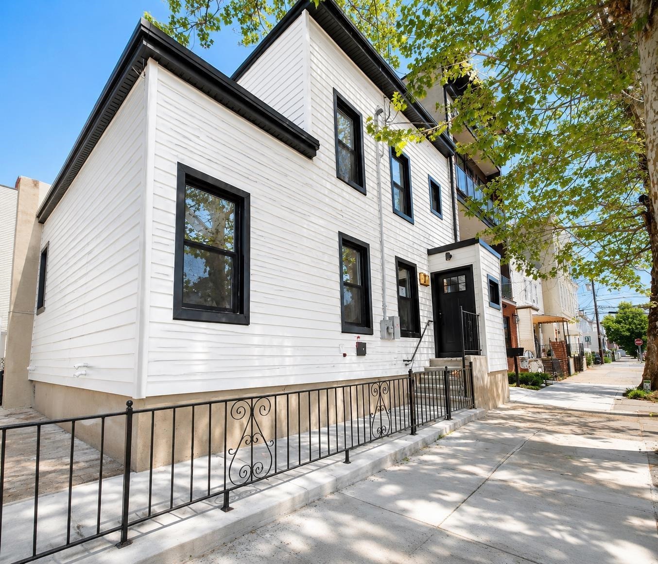 7 PIERCE AVE - Photo 3