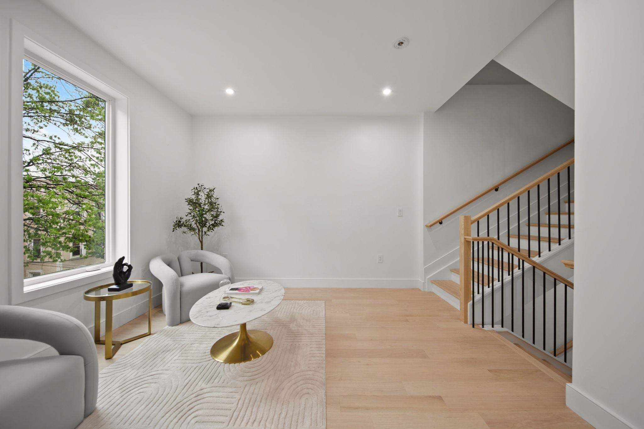 312 11TH ST - Photo 5