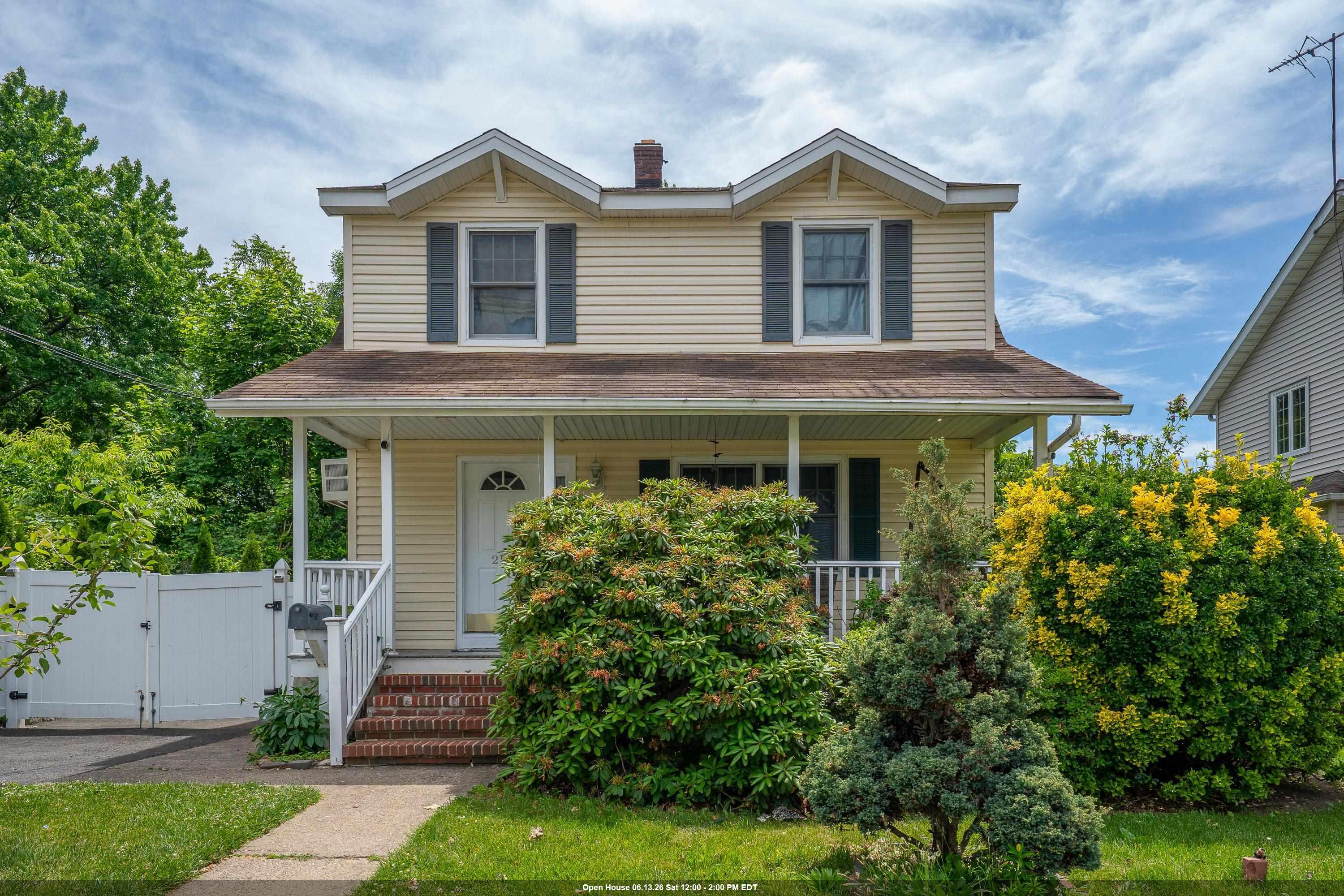 256 FYCKE LANE - Photo 1