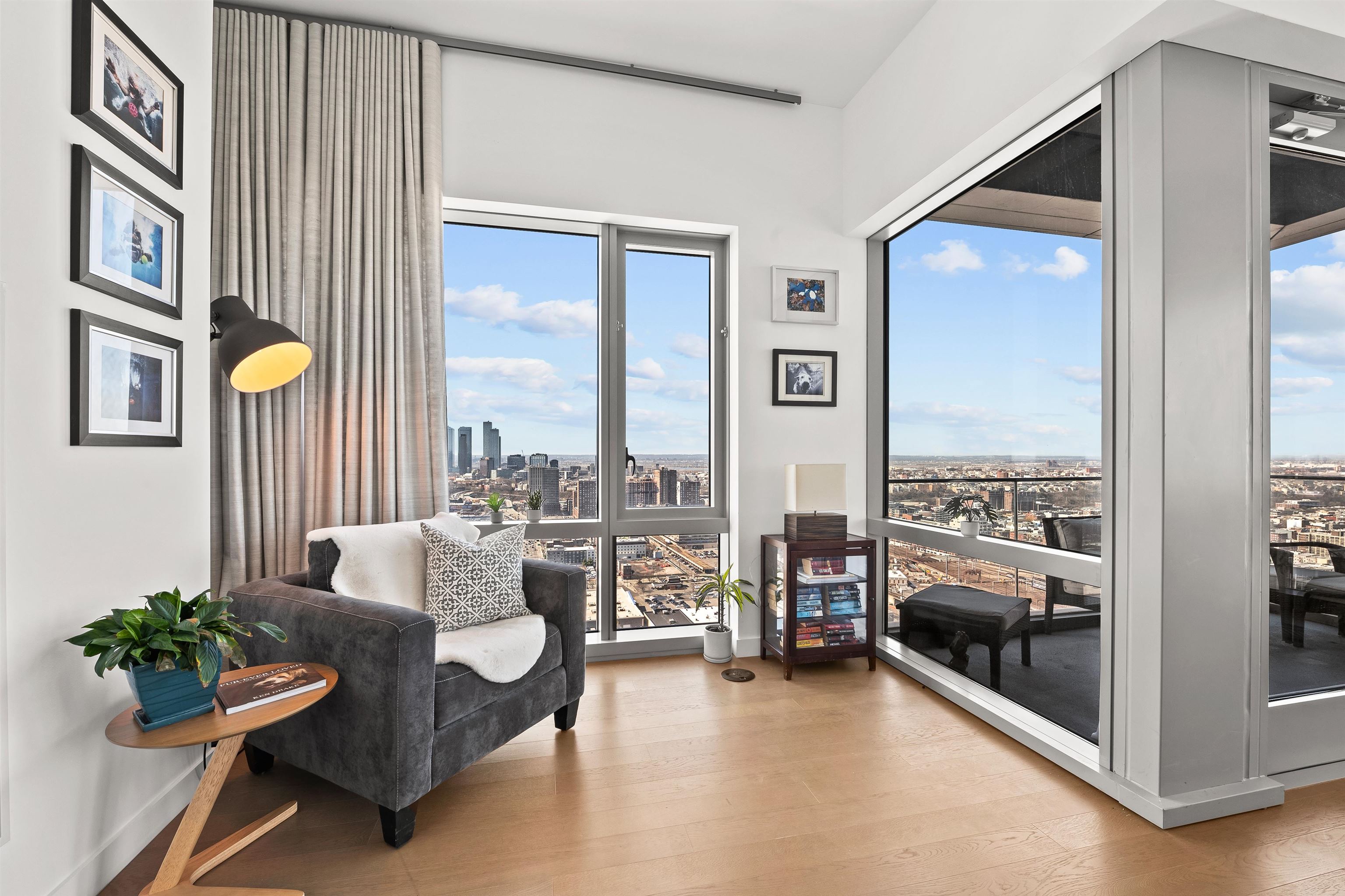 75 PARK LANE SOUTH - Photo 5