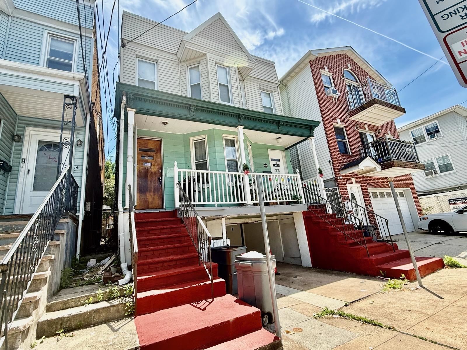 12 VAN WAGENEN AVE - Photo 2