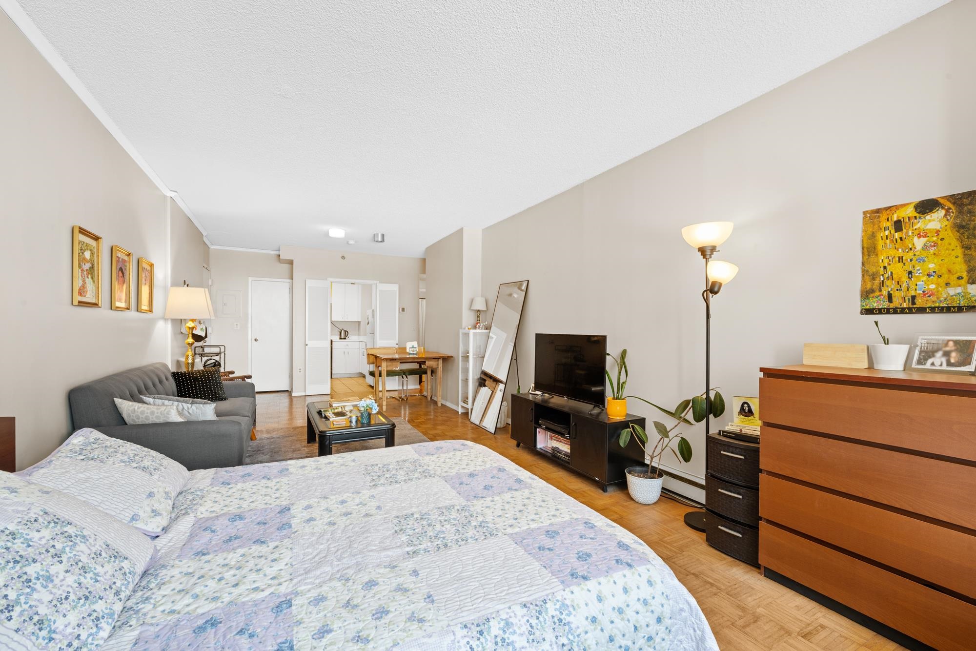 45 RIVER DR SOUTH #808