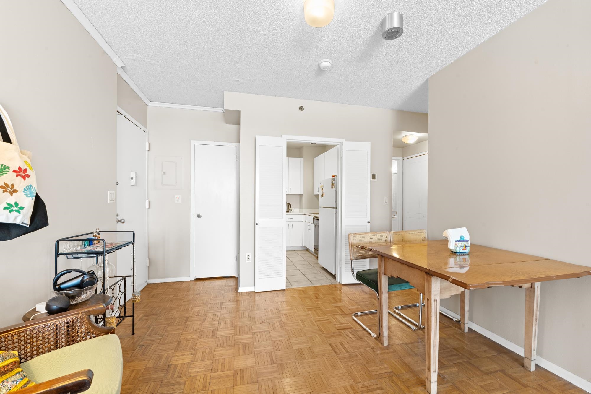 45 RIVER DR SOUTH #808