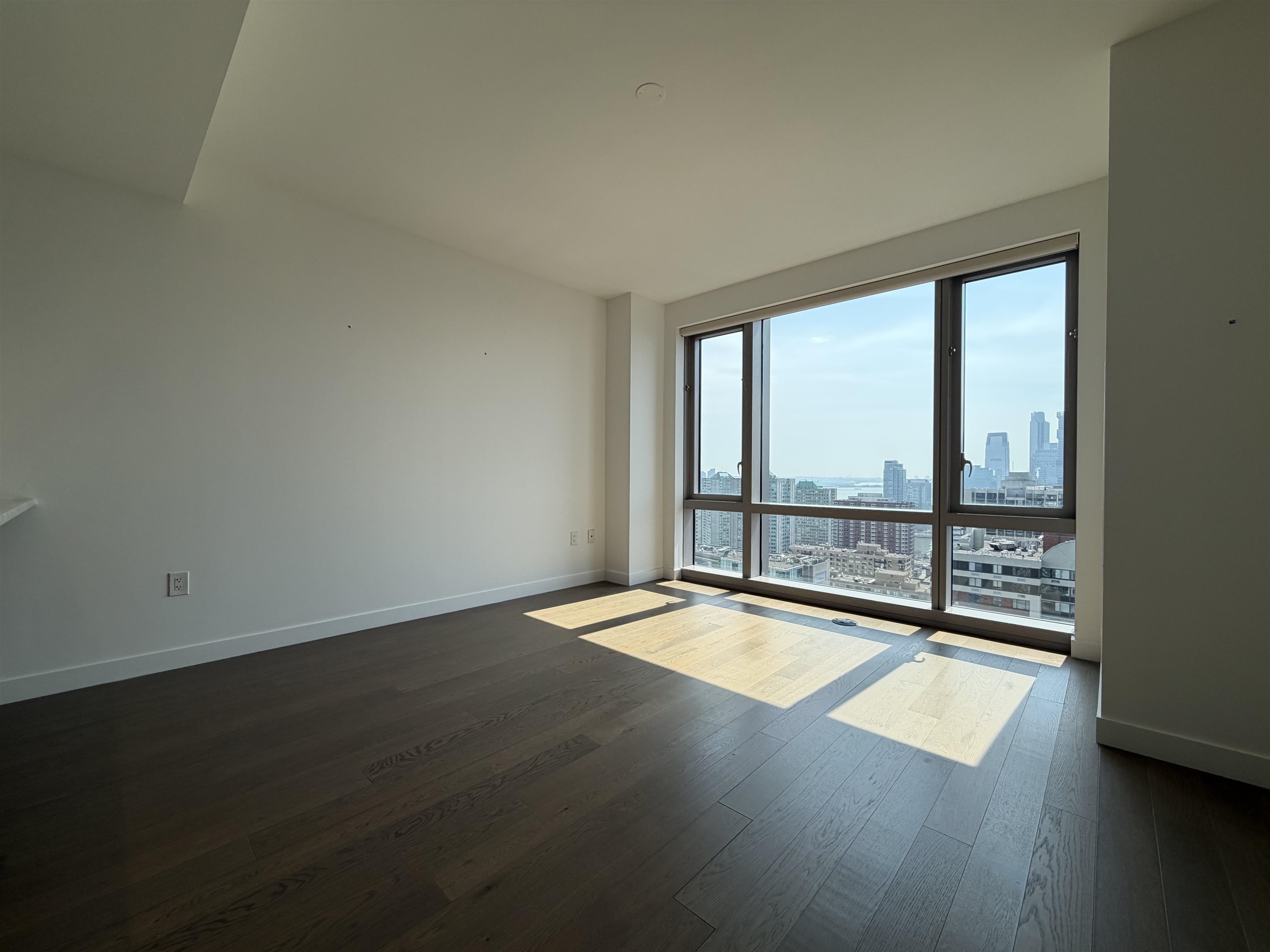 75 PARK LANE SOUTH - Photo 2