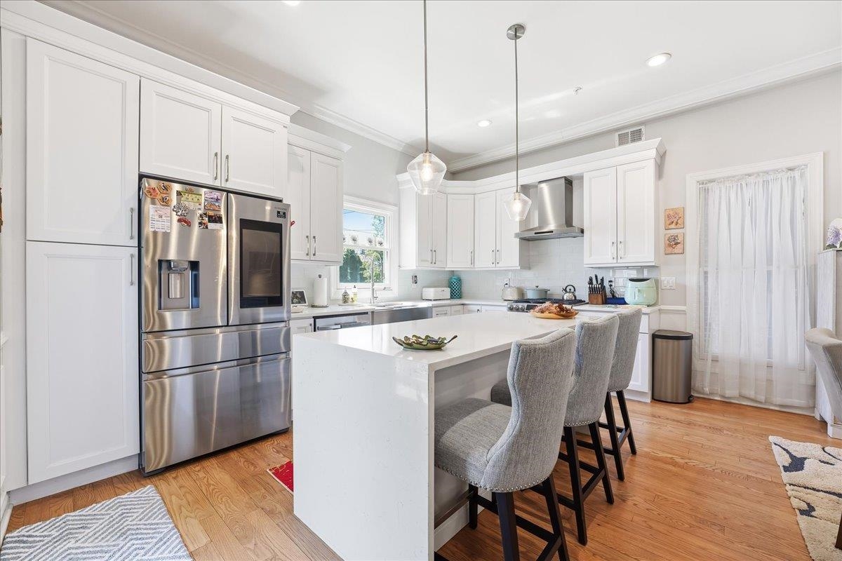 41 BENTLEY AVE - Photo 2