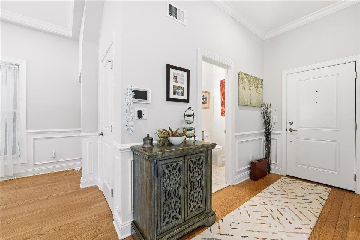 41 BENTLEY AVE - Photo 5