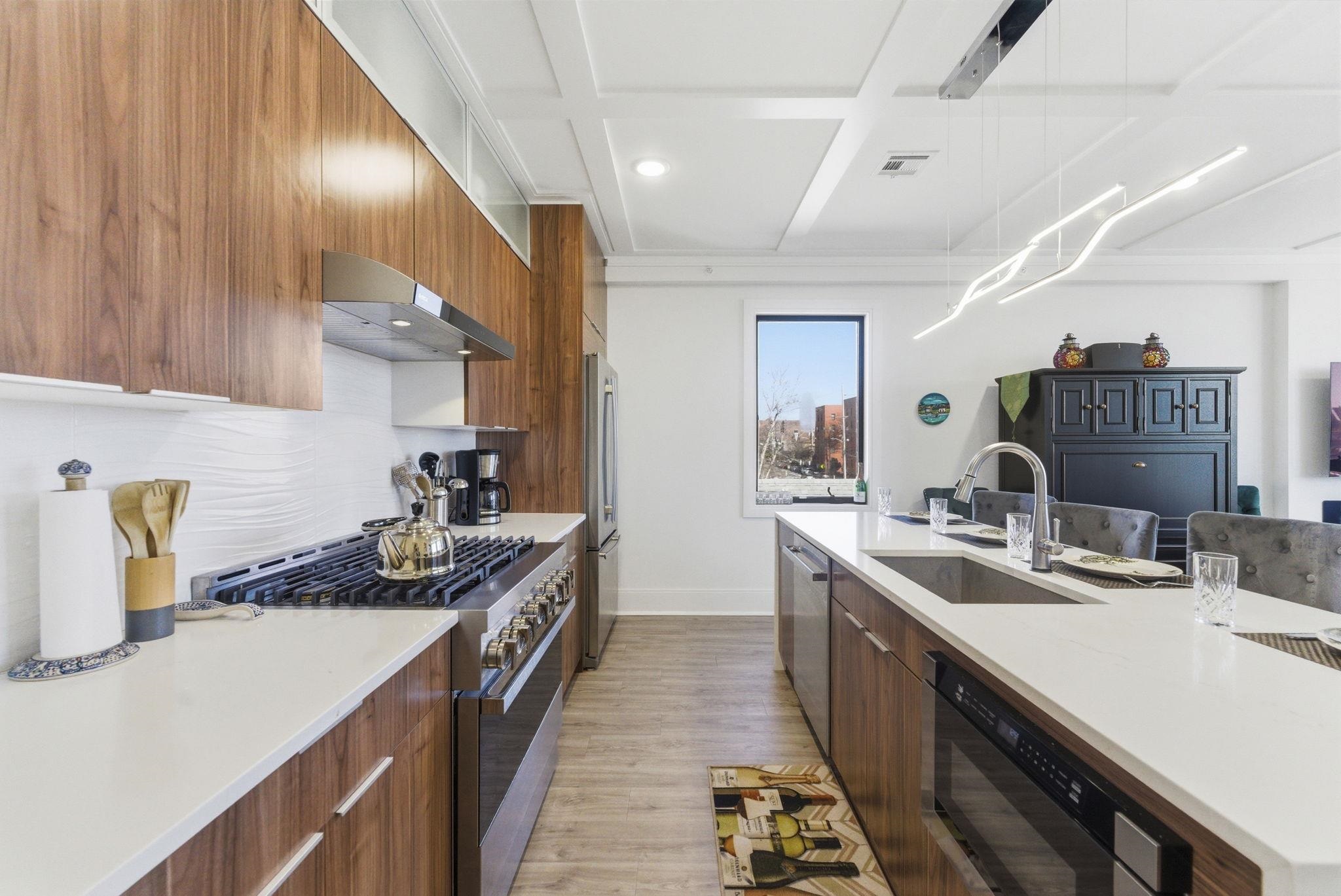 907 PALISADE AVE - Photo 5