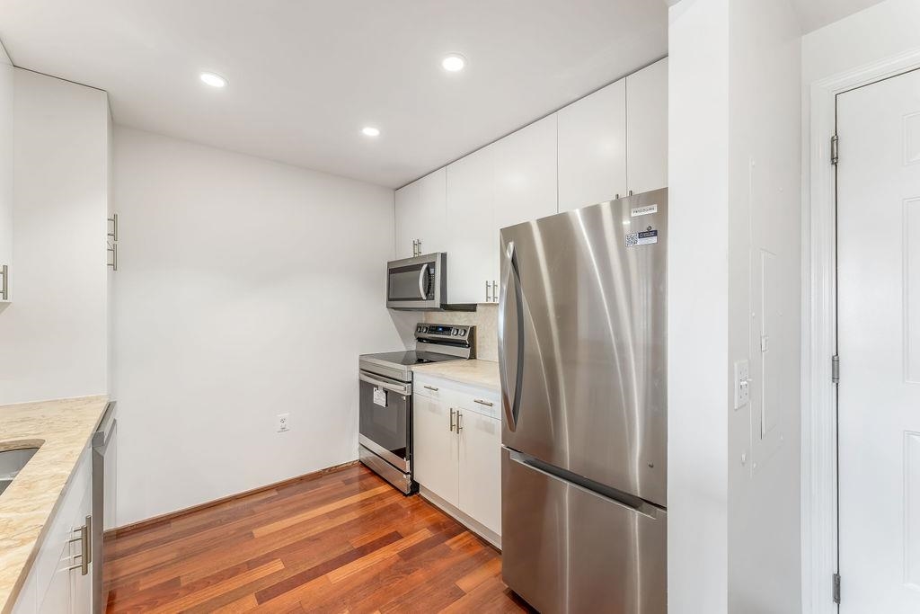 2305 CITY PL - Photo 4