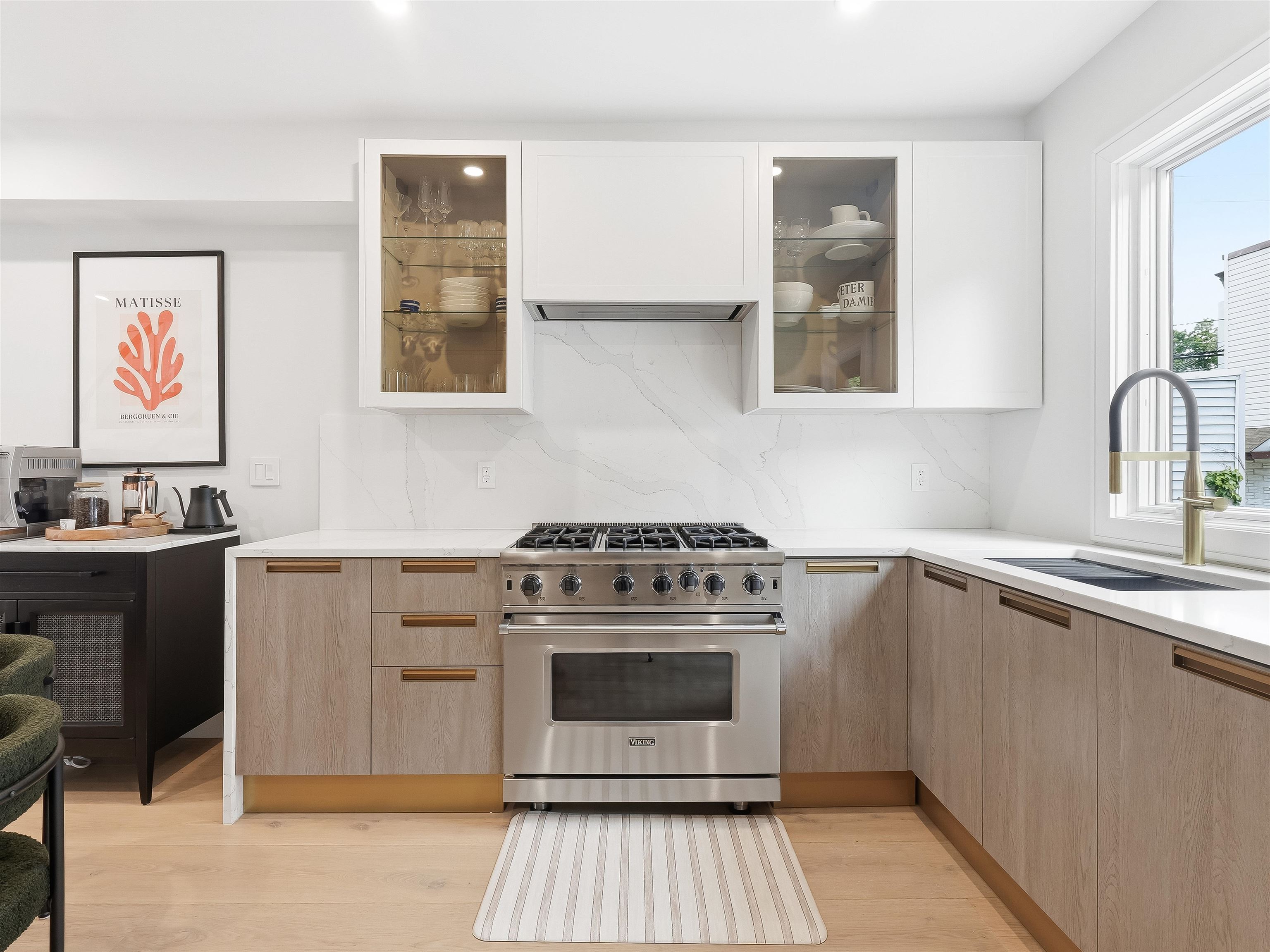 327.5 7TH ST - Photo 3