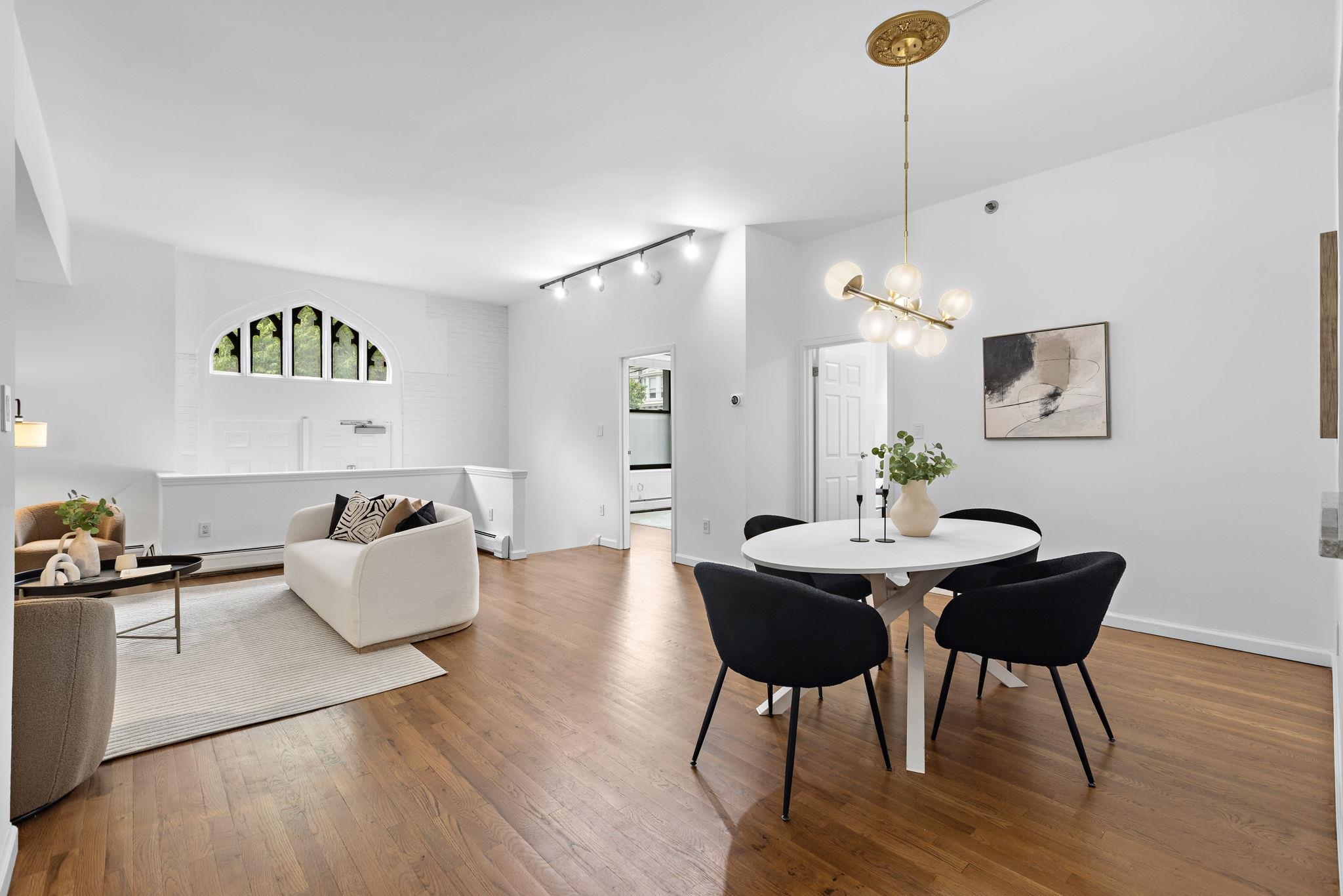 501 ADAMS ST - Photo 3