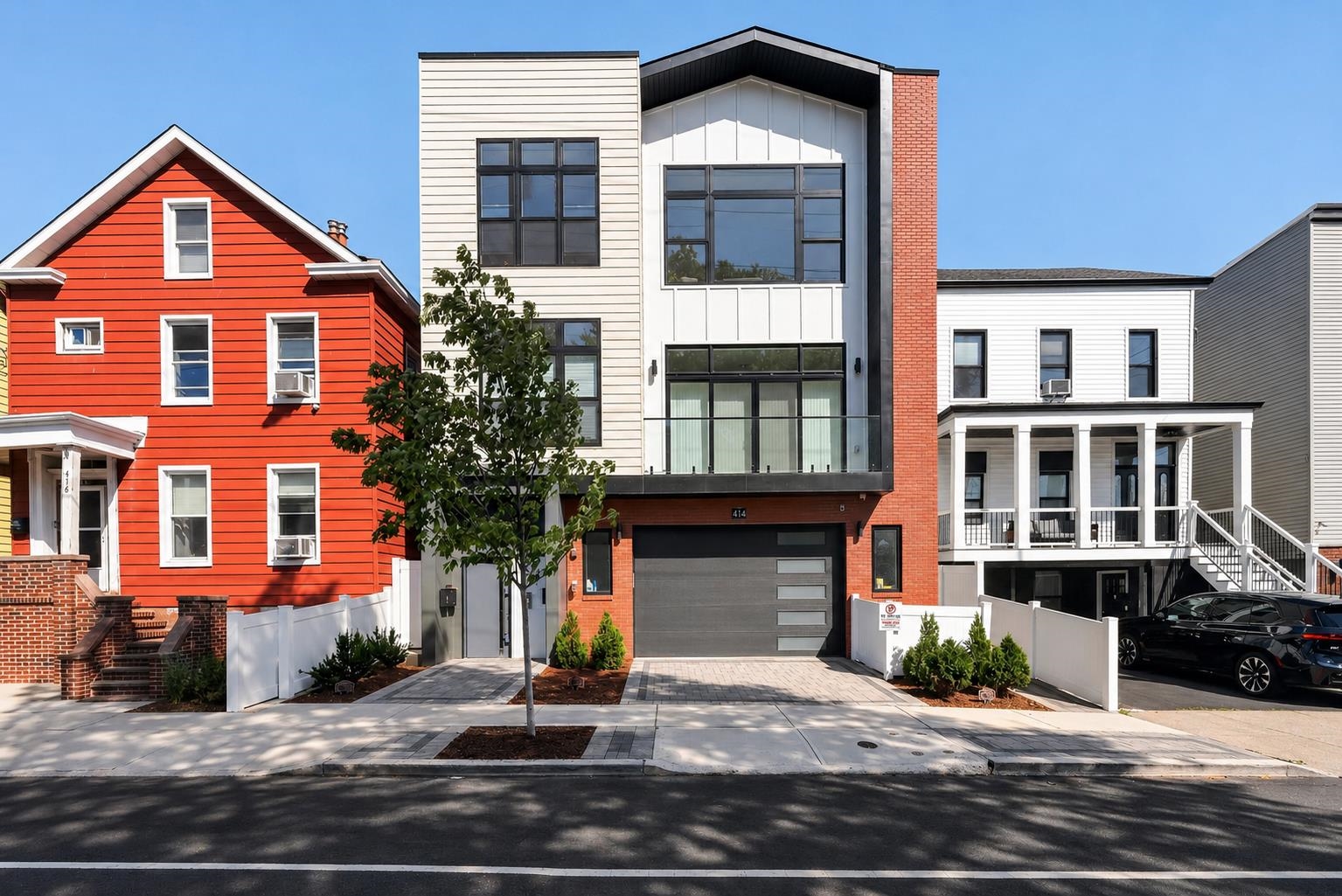 414 NEW YORK AVE - Photo 2