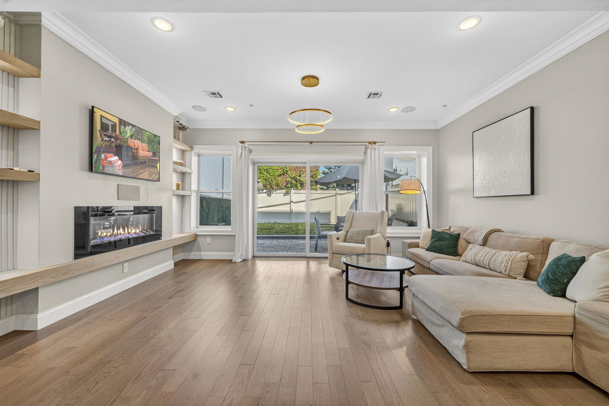414 NEW YORK AVE - Photo 4