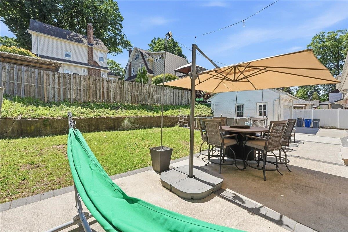 34 LIVINGSTON AVE - Photo 3