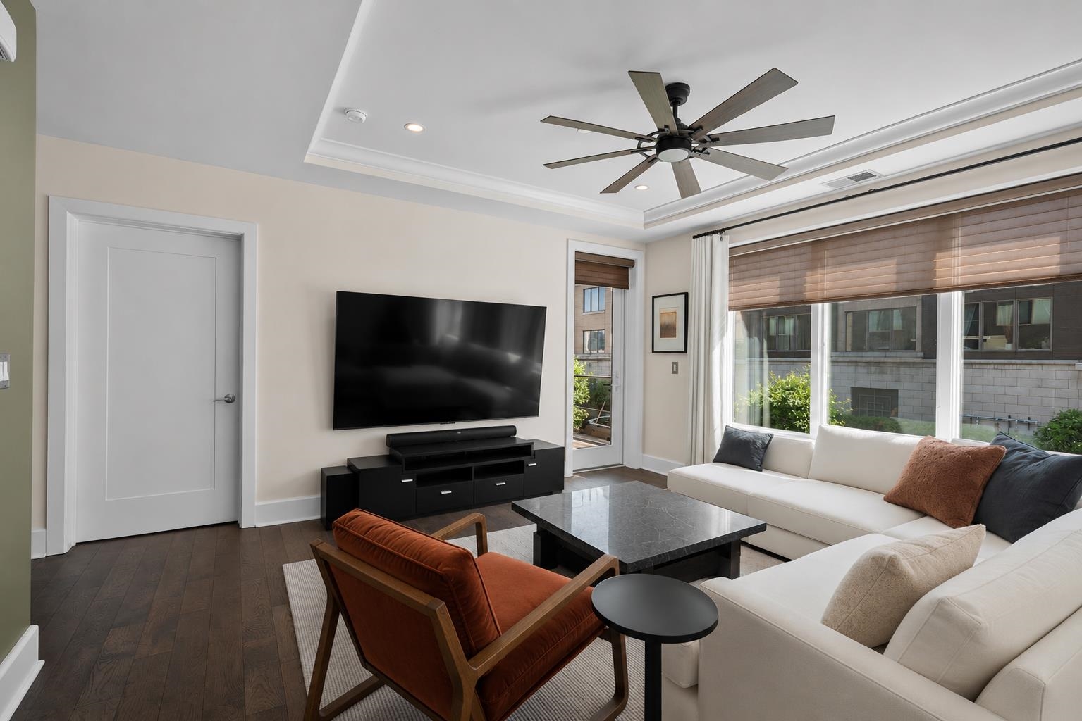 250 HENLEY PL - Photo 5