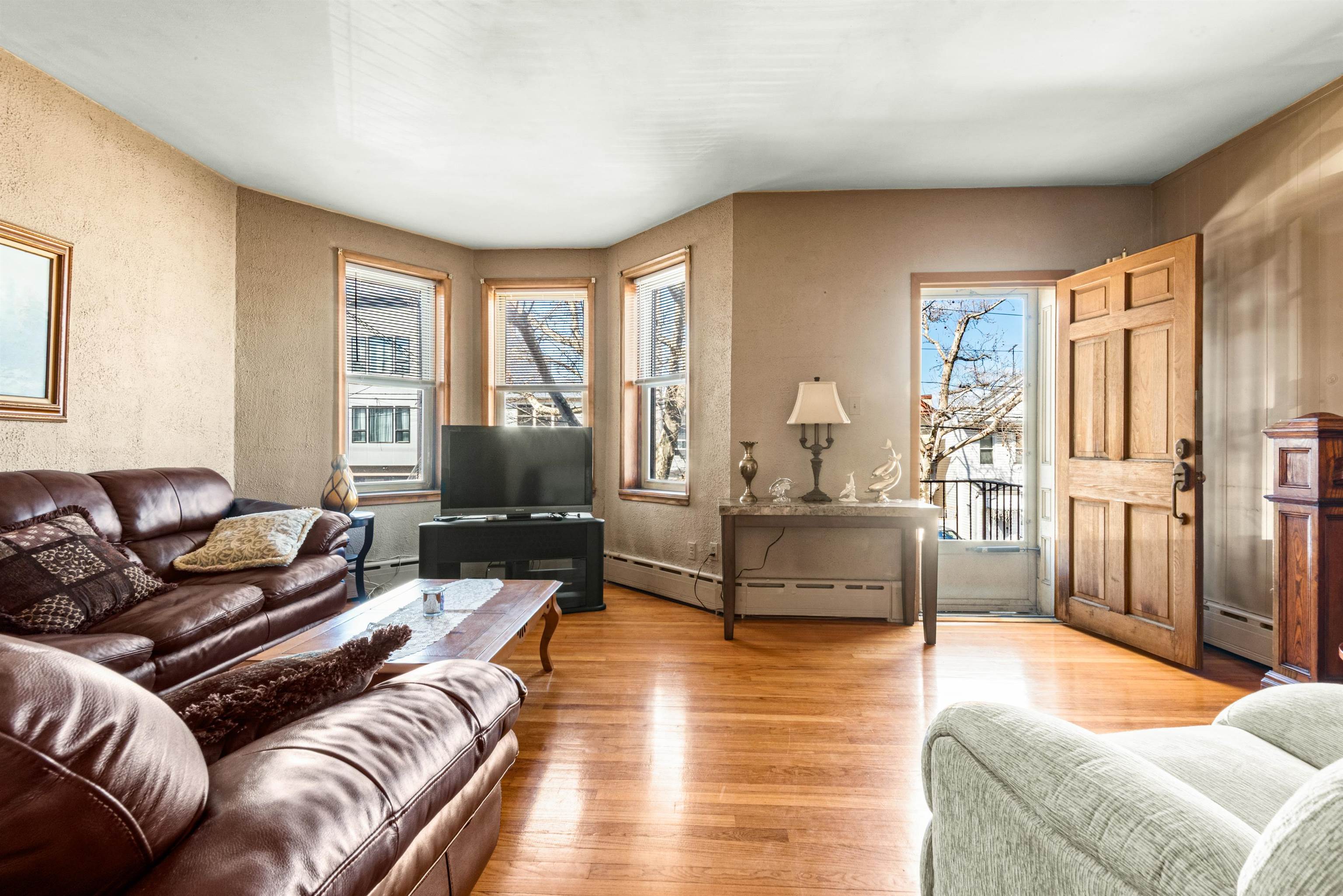 304 TERRACE AVE - Photo 5