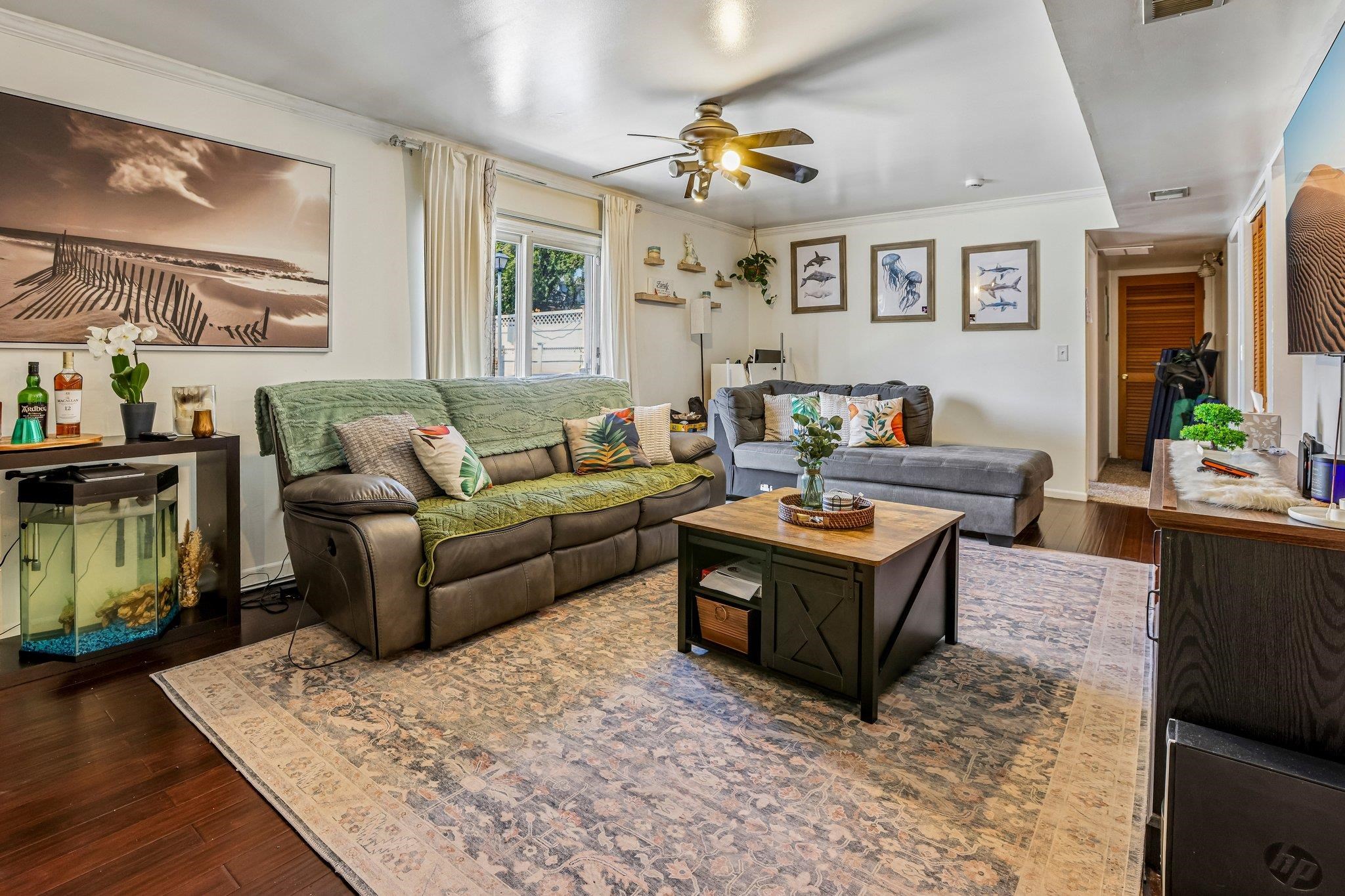483 FOREST ST - Photo 2