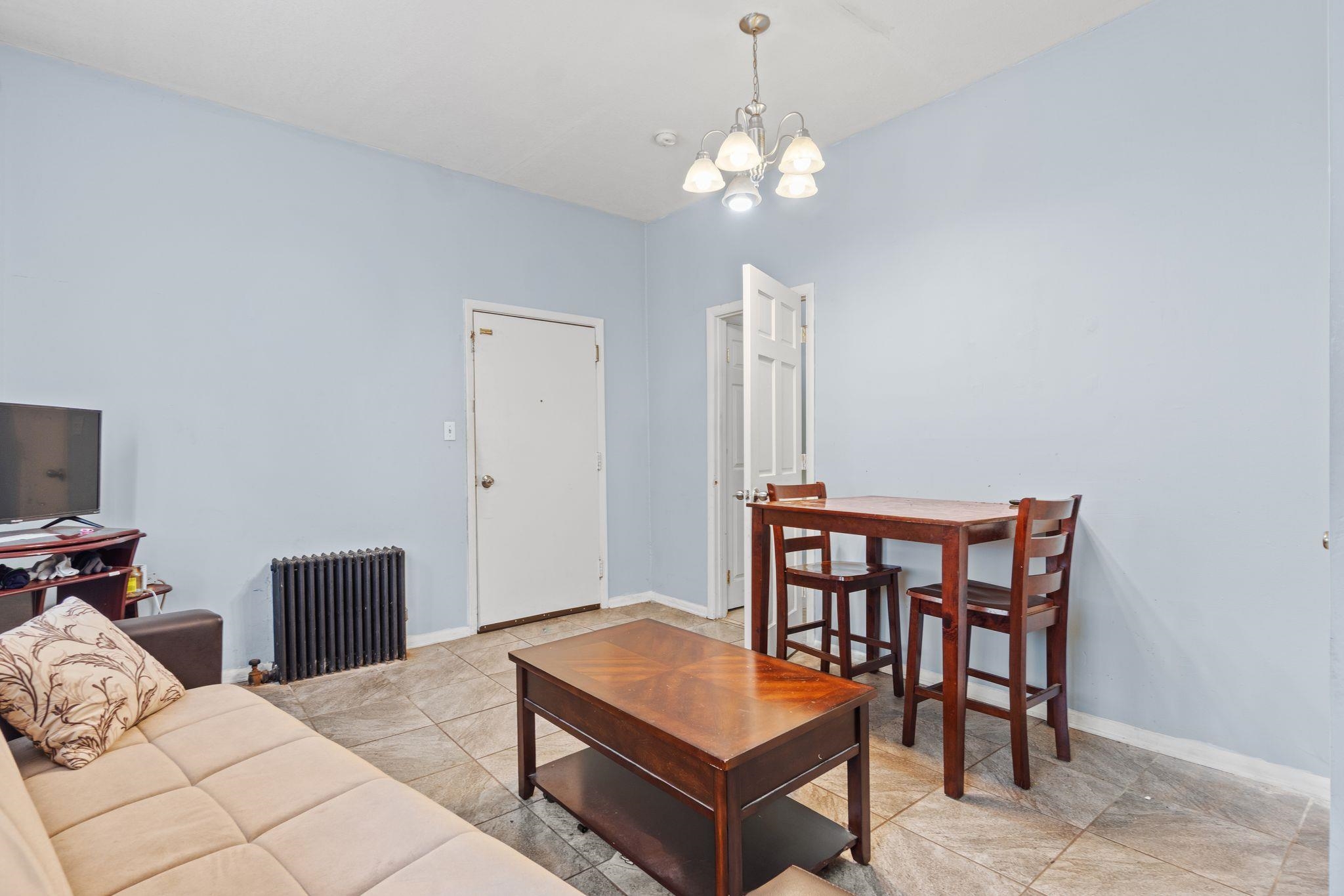 91 OCEAN AVE - Photo 3