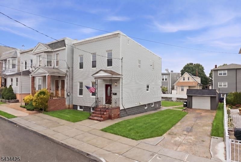 145 TAPPAN ST - Photo 2