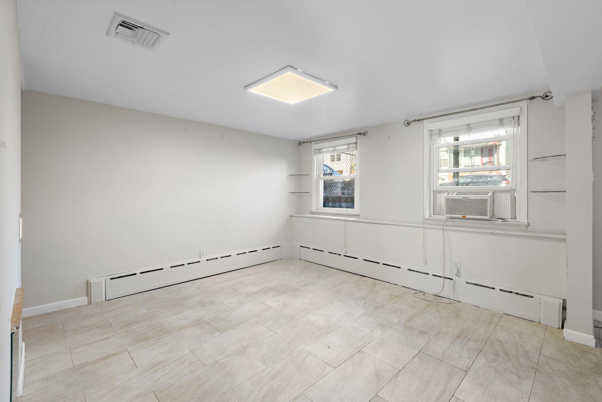 69 COLUMBIA AVE - Photo 2