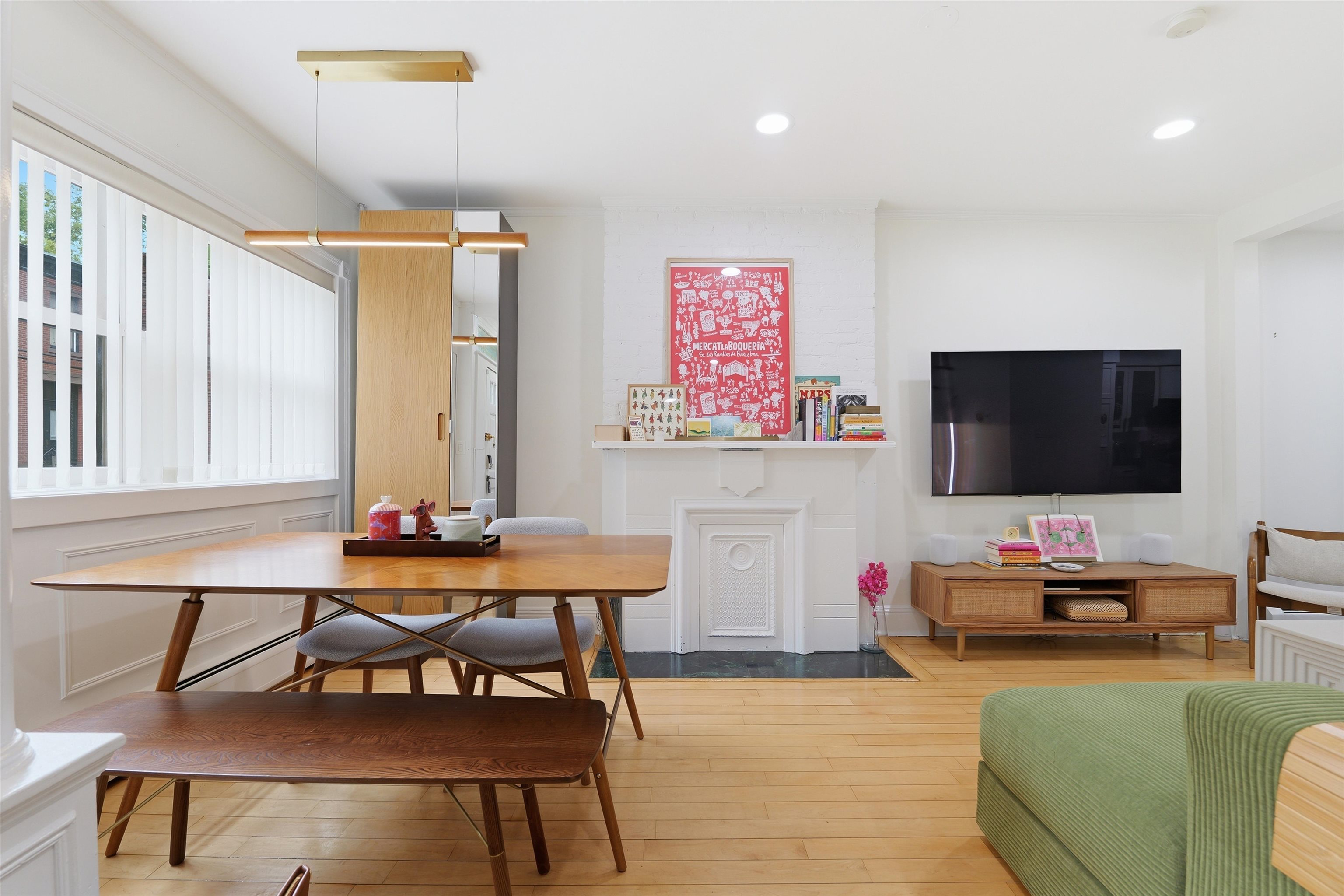 260 5TH ST - Photo 5