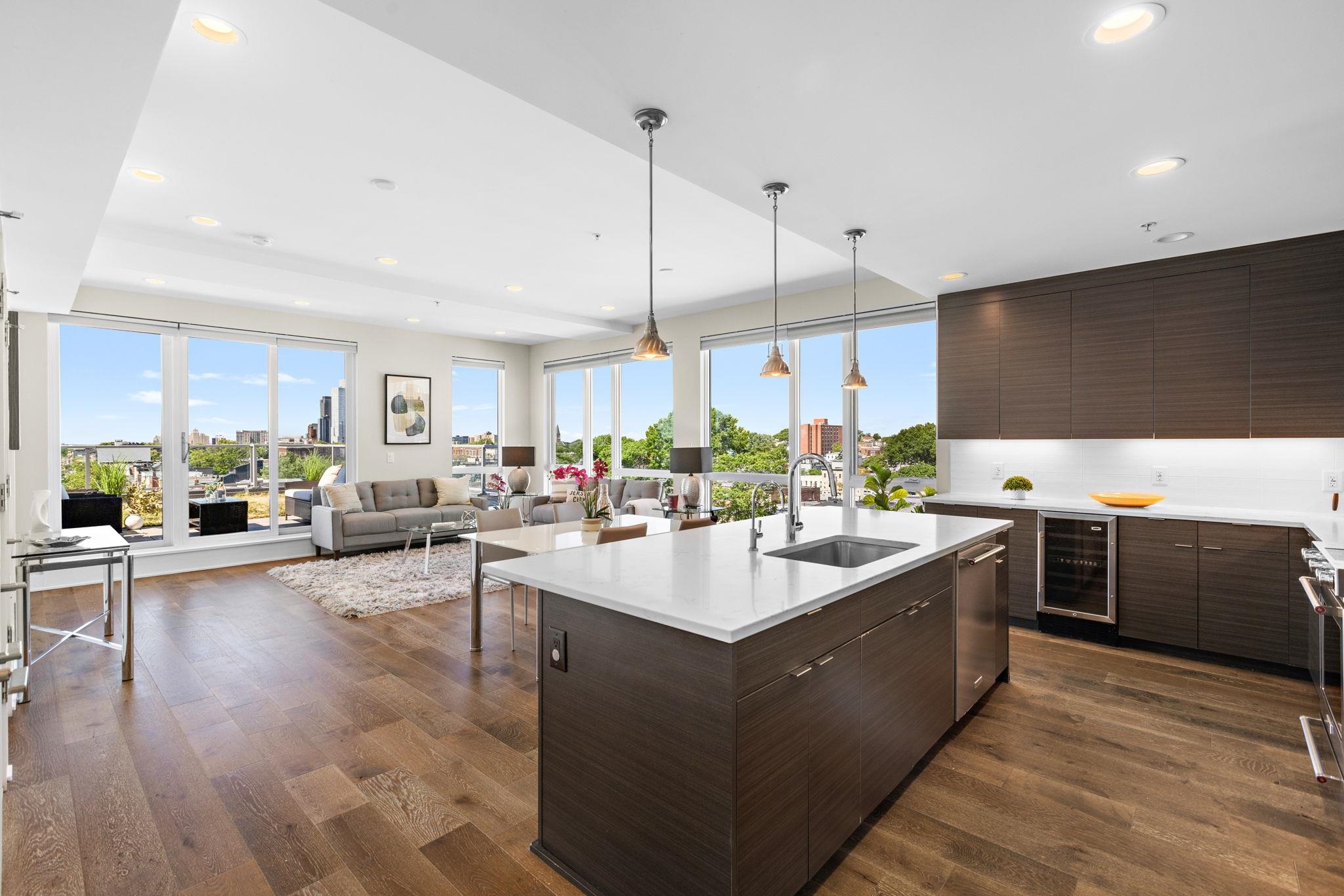 502 PALISADE AVE - Photo 1