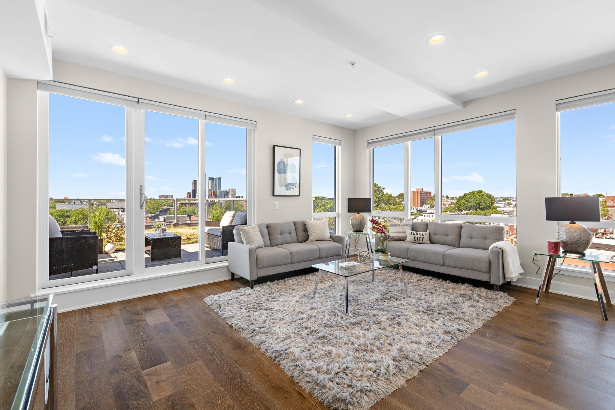 502 PALISADE AVE - Photo 2